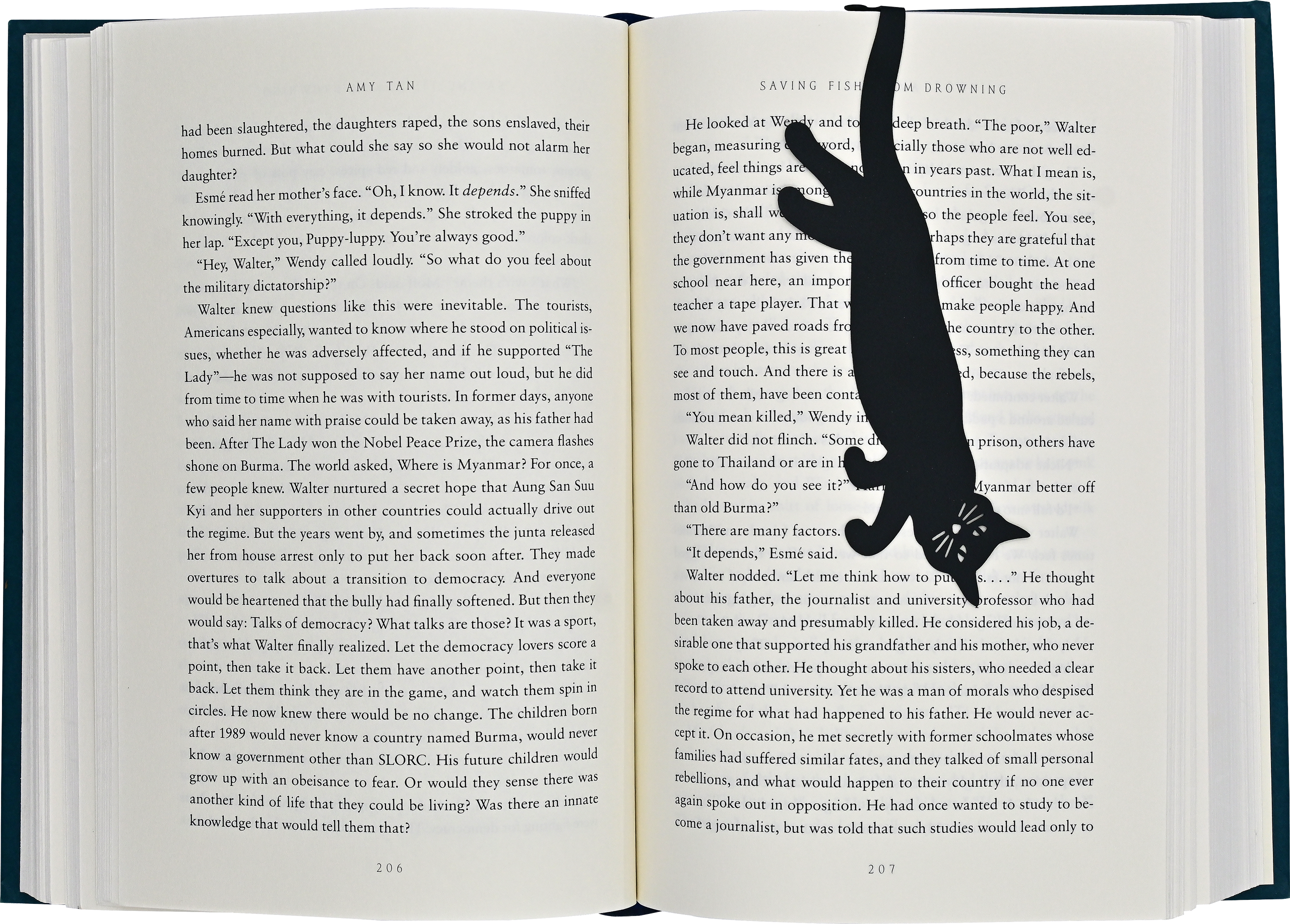 Curious Cat Hanging Bookmark | Black Metal Cat Bookmark