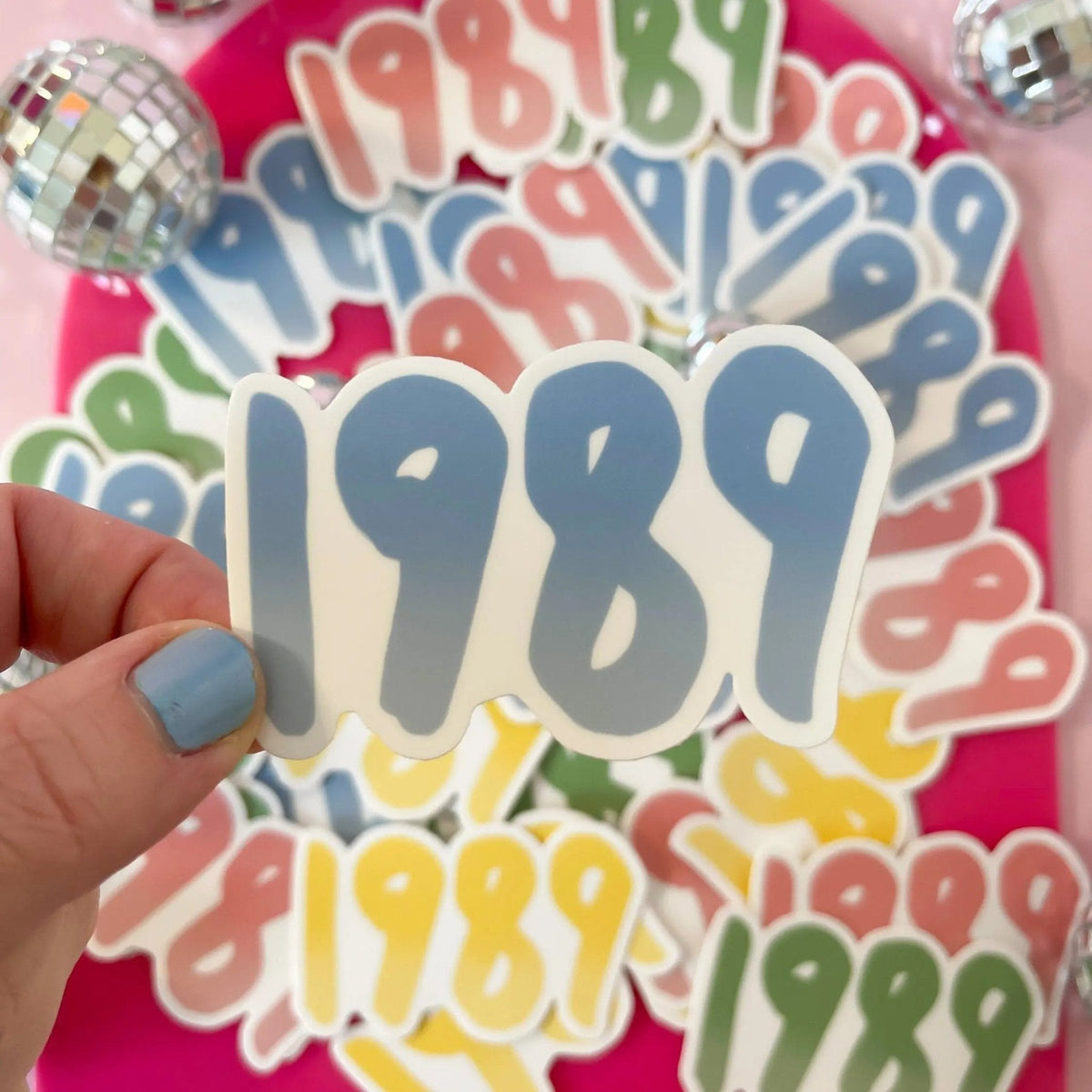 1989 sticker - blue detail — close up of the blue gradient hand lettering by indie artist MangoIllustrated