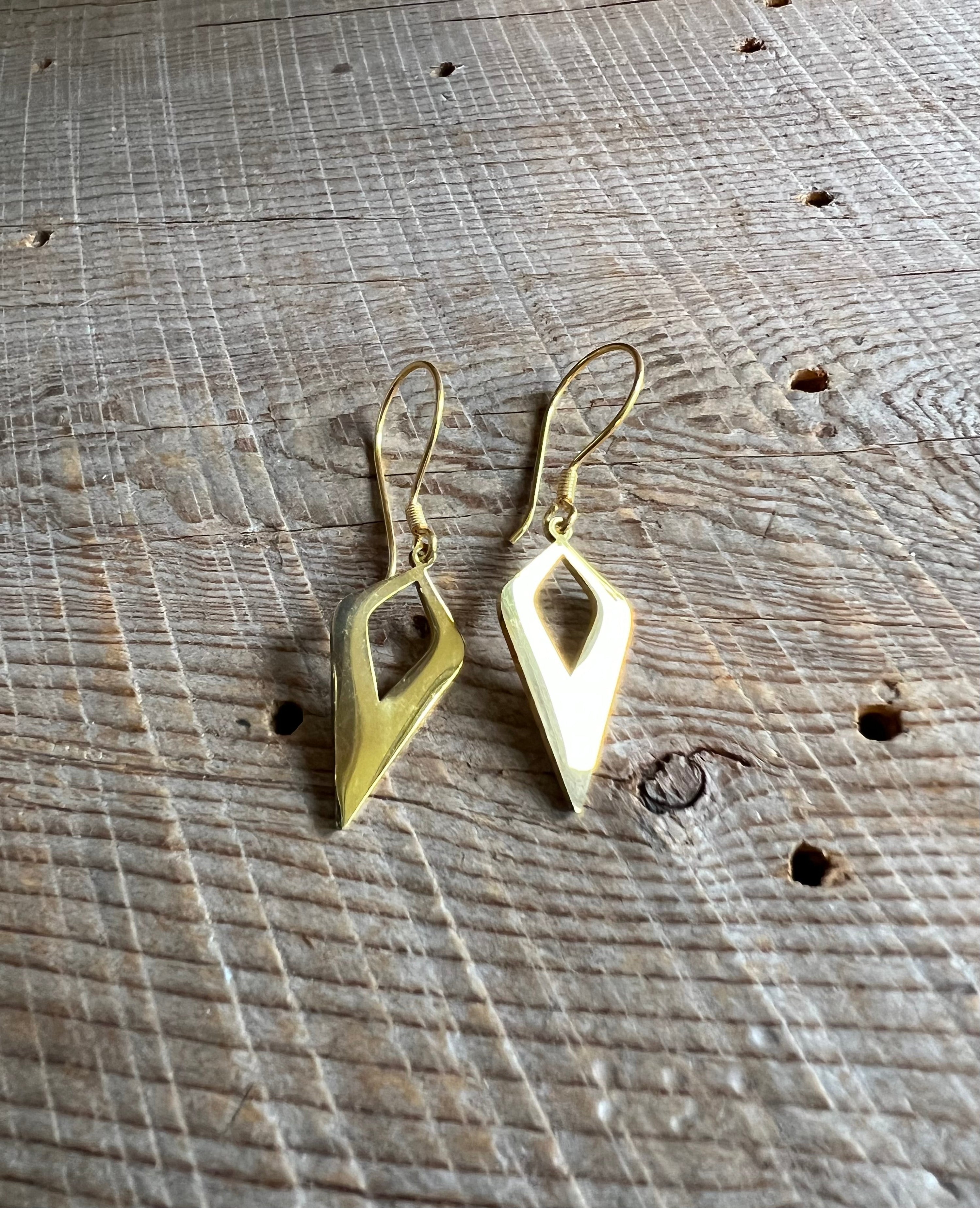 SariBlue® Little Rhombus Earrings
