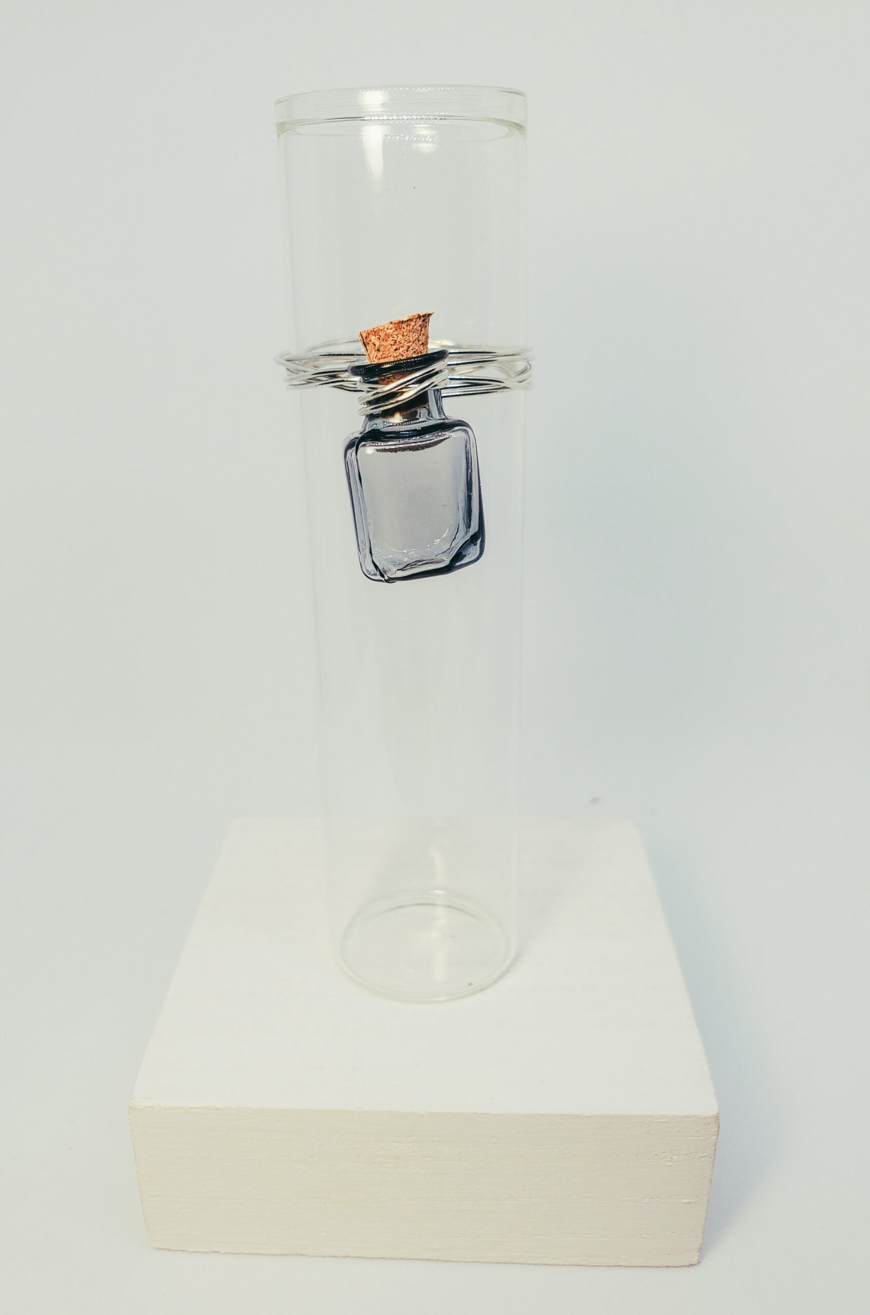 Prop Station - Large Potion Bottles