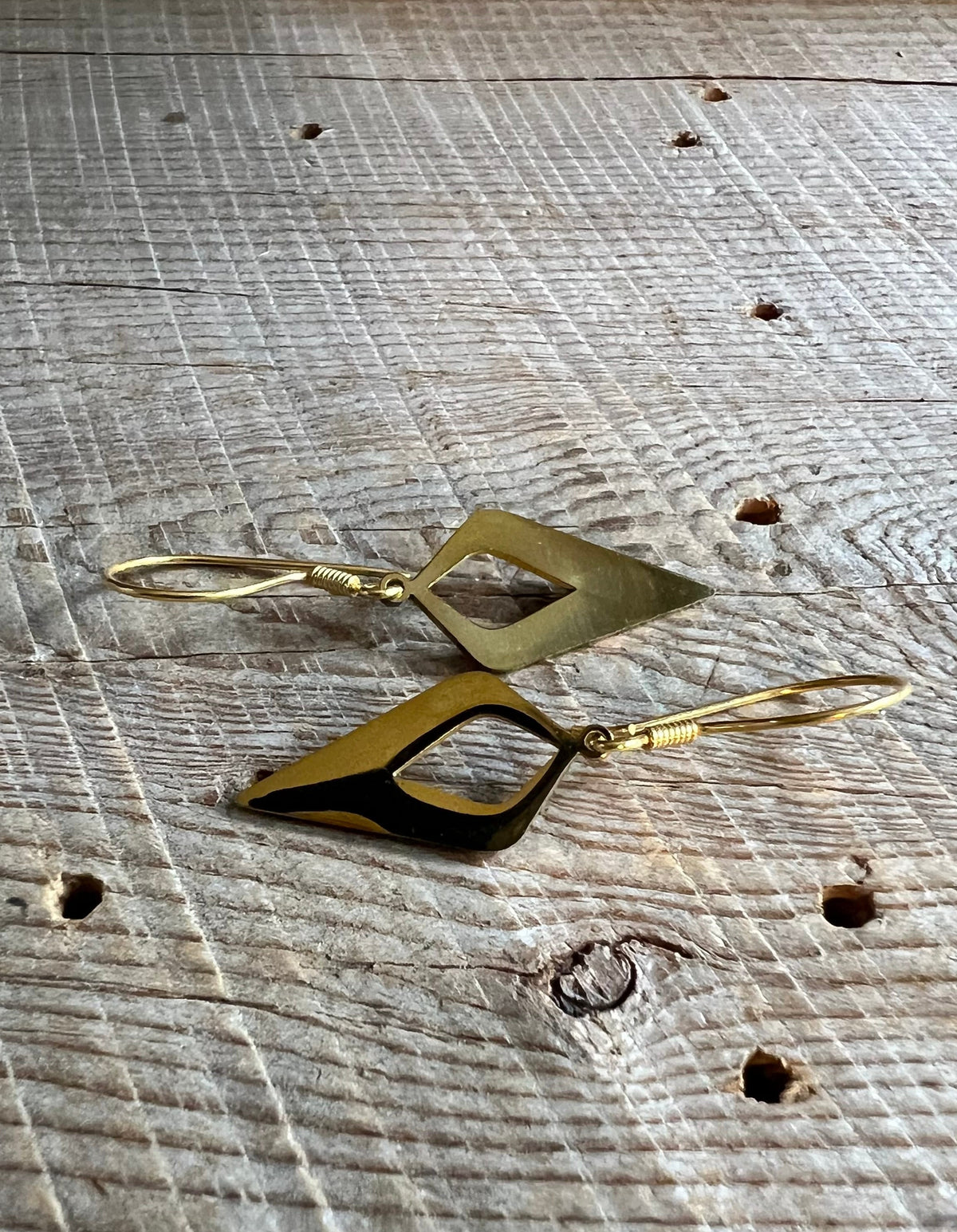 SariBlue® Little Rhombus Earrings