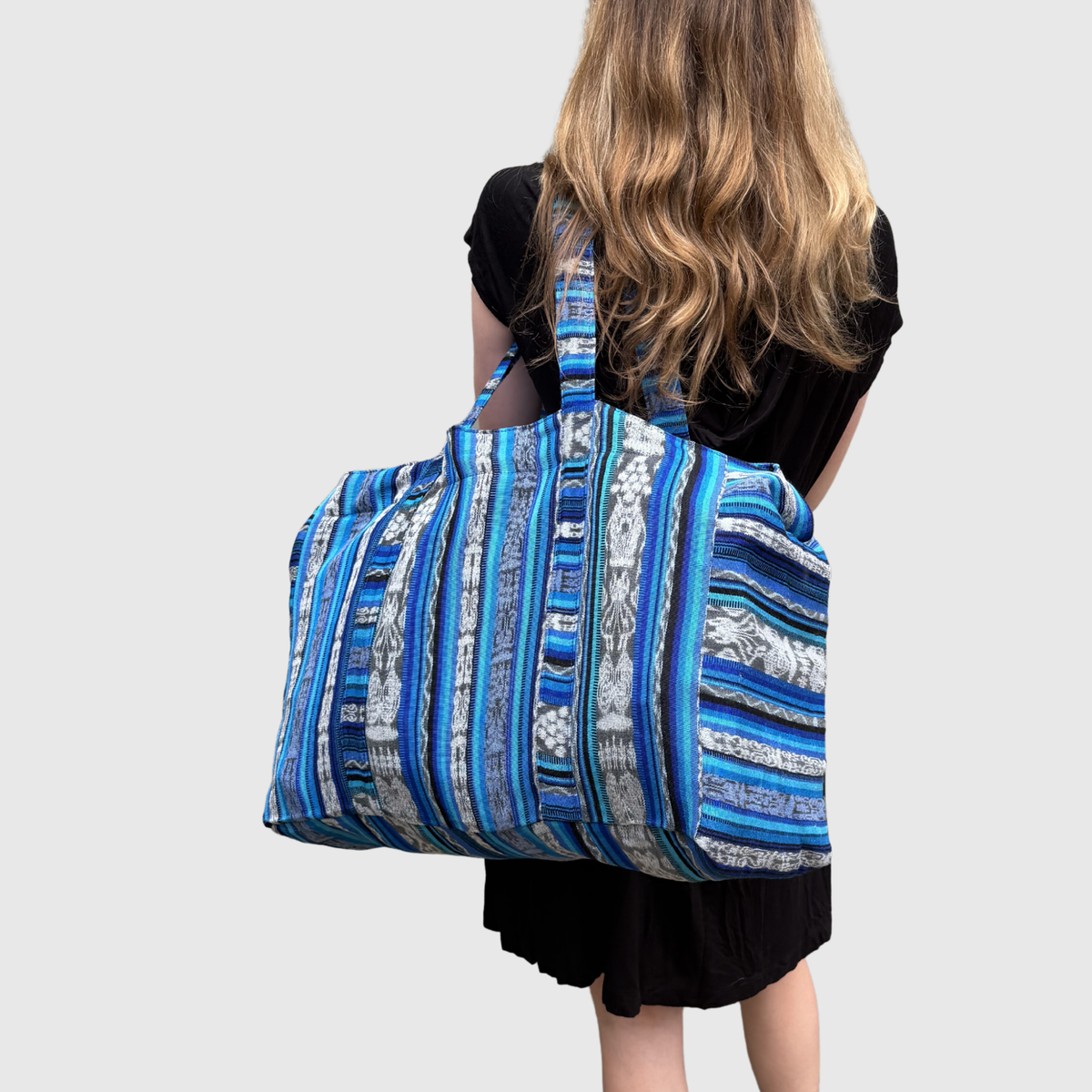 Oversized Corte Beach Tote | Handwoven Guatemalan Pool Bag