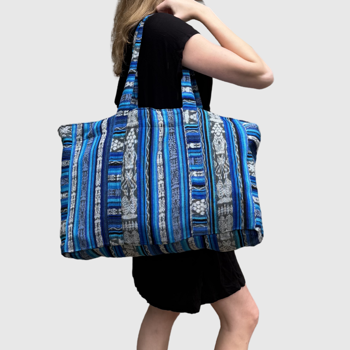Oversized Corte Beach Tote | Handwoven Guatemalan Pool Bag