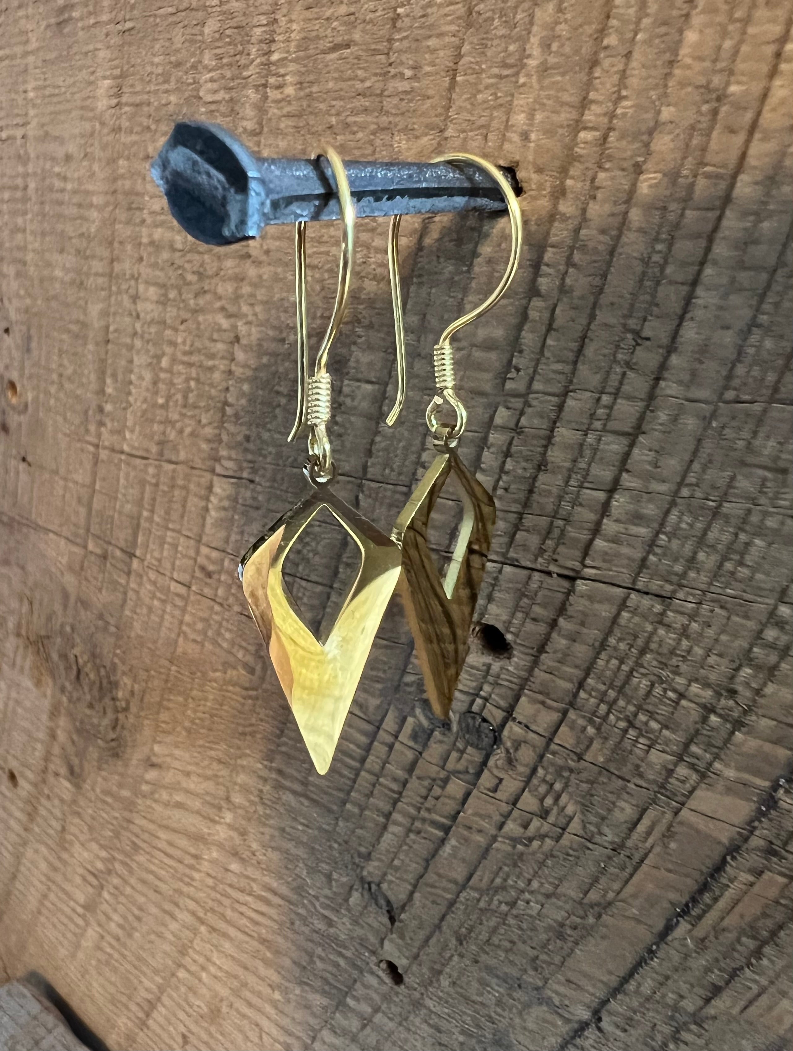 SariBlue® Little Rhombus Earrings