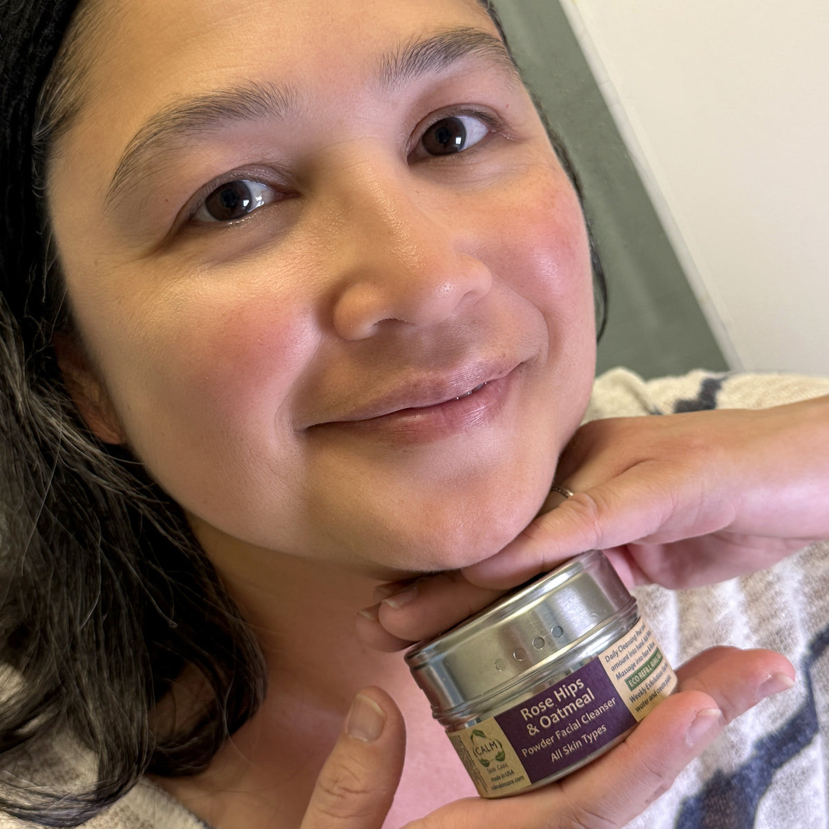 Rose Hips & Oatmeal Powder Facial Cleanser