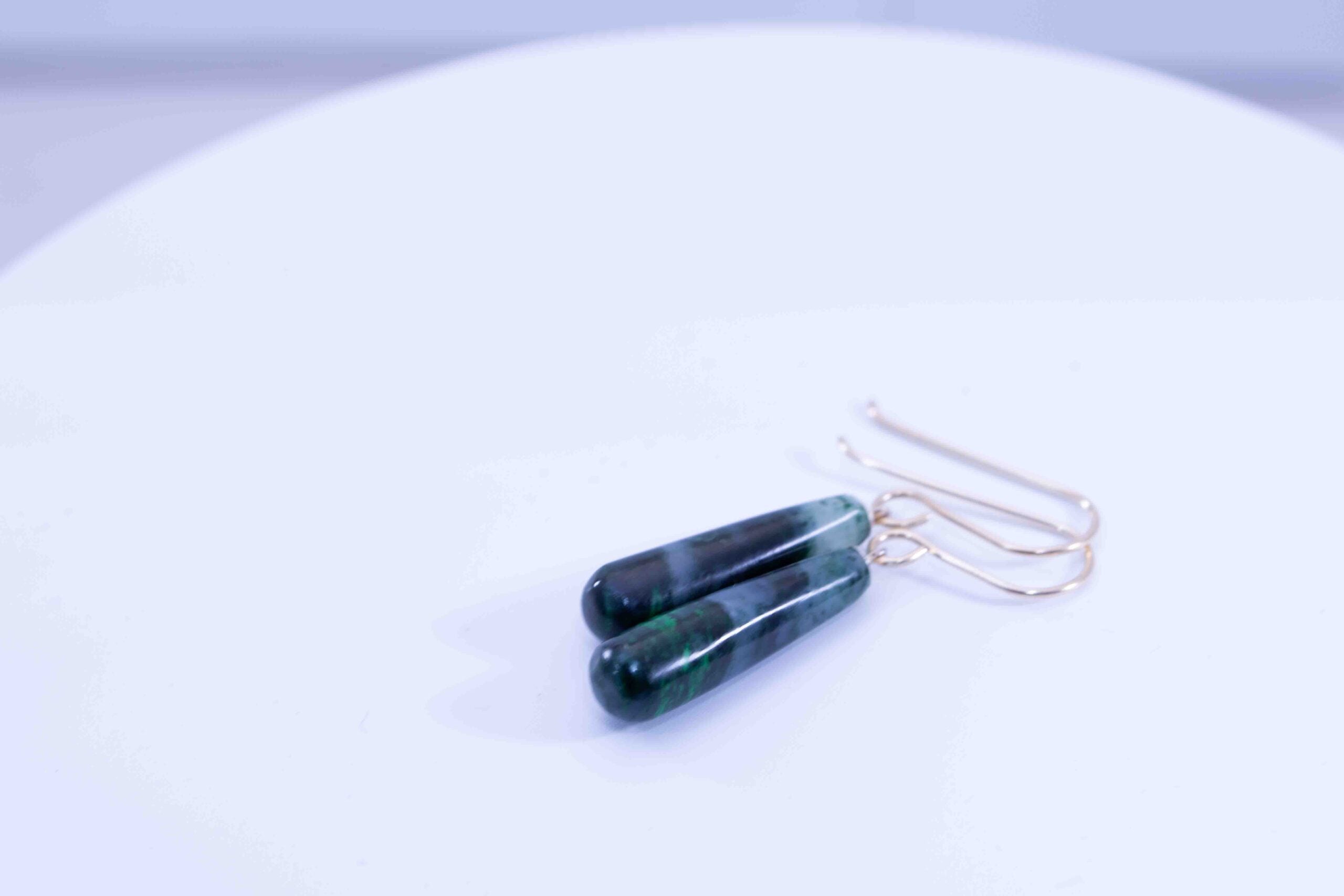 Maw Sit Sit Petite Drop Dangle Earrings
