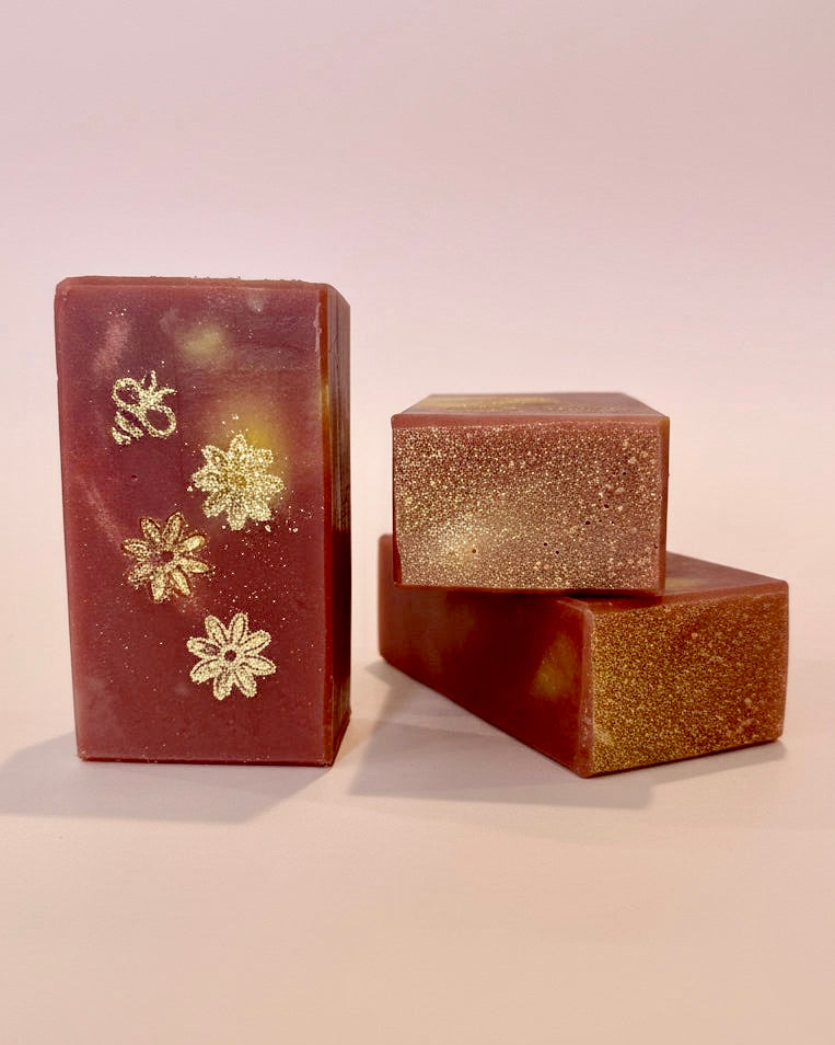 Boujee Bee Coconut Milk Silk Honey Red Currant Soap