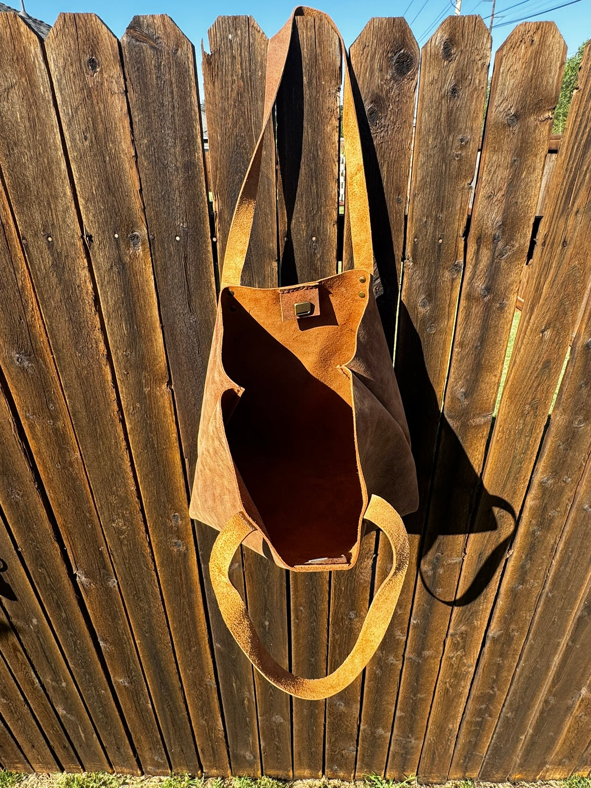 Rustic Brown Durable Buffalo Leather Tote with Magnetic Closure and Brass Feet