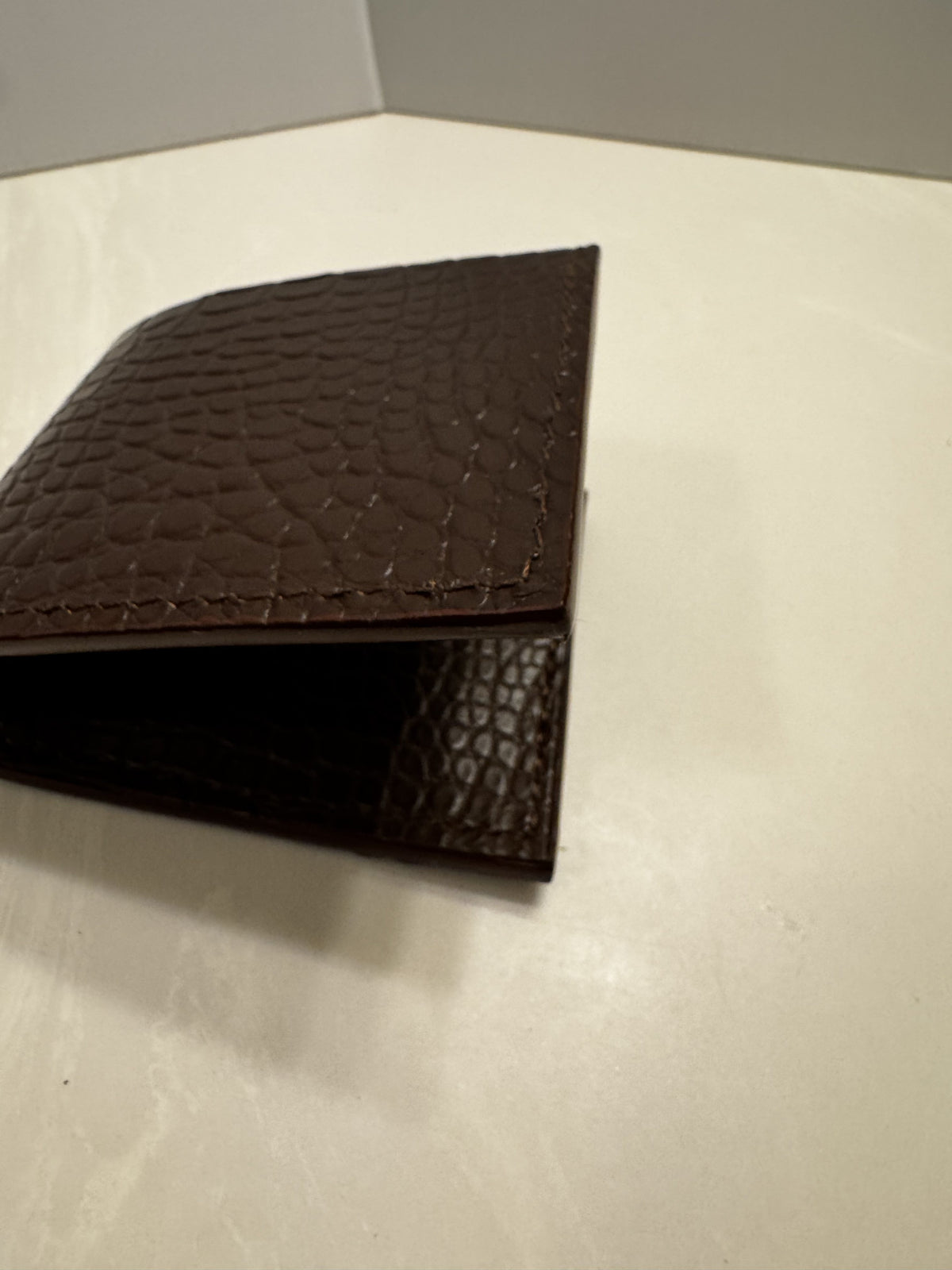 Alligator Bifold Wallet with Cowhide Lining