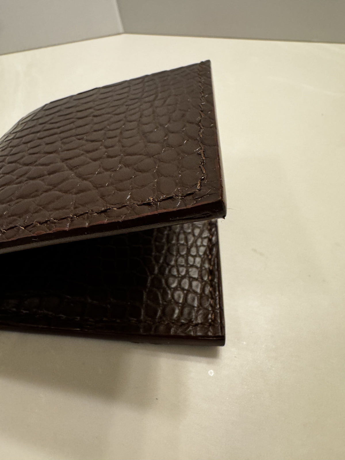 Alligator Bifold Wallet with Cowhide Lining