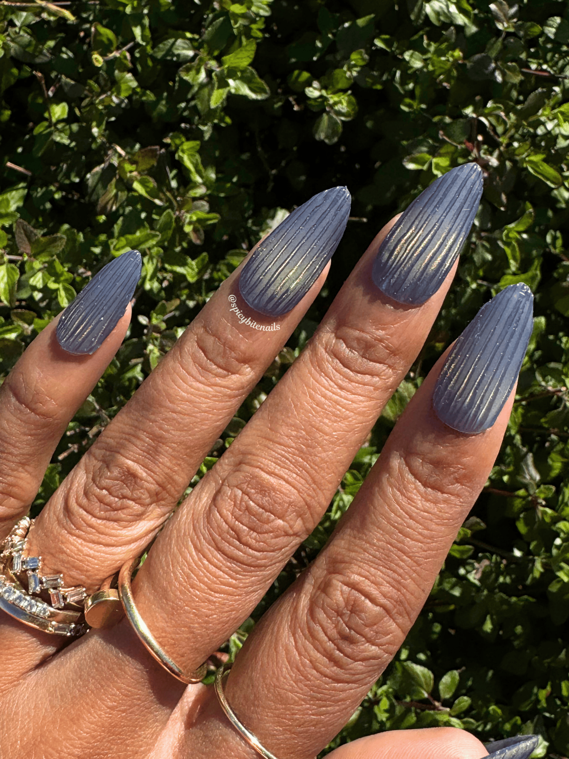 Baccarat Bleu - Blue and Gold Cat-Eye Fluted Glass Press-On Nail Extensions 10pcs