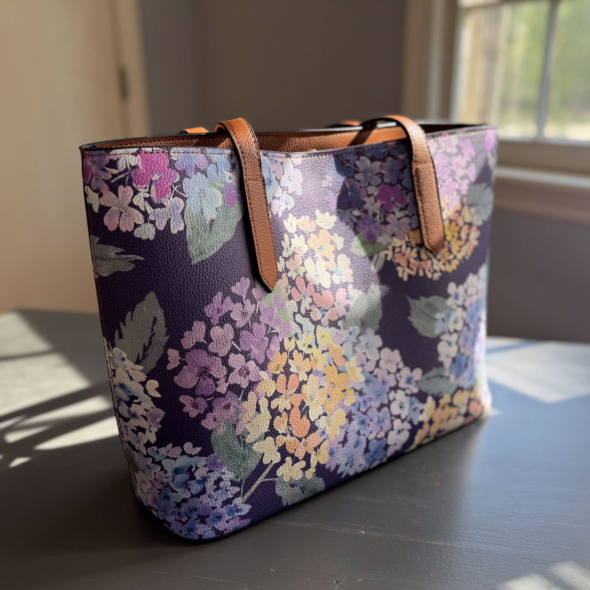 endless hydrangea carryall in vegan leather