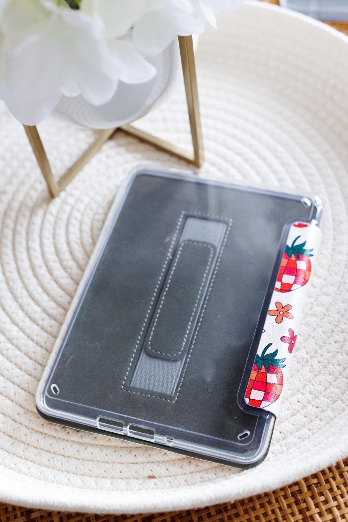 Checkered Blooms Kindle Case - FINAL SALE
