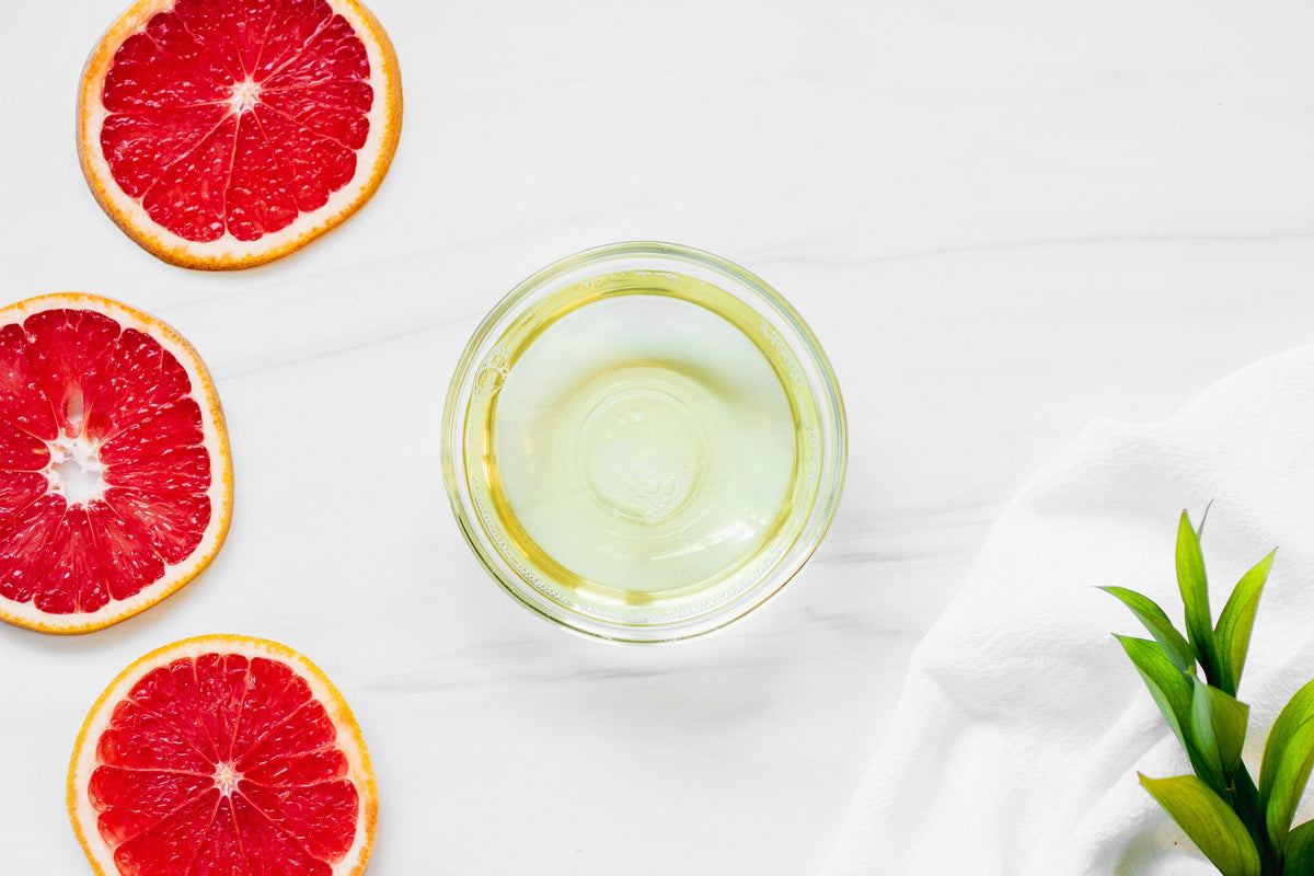 Refillable Hand Soap - Grapefruit Bergamot scent - Flat Lay