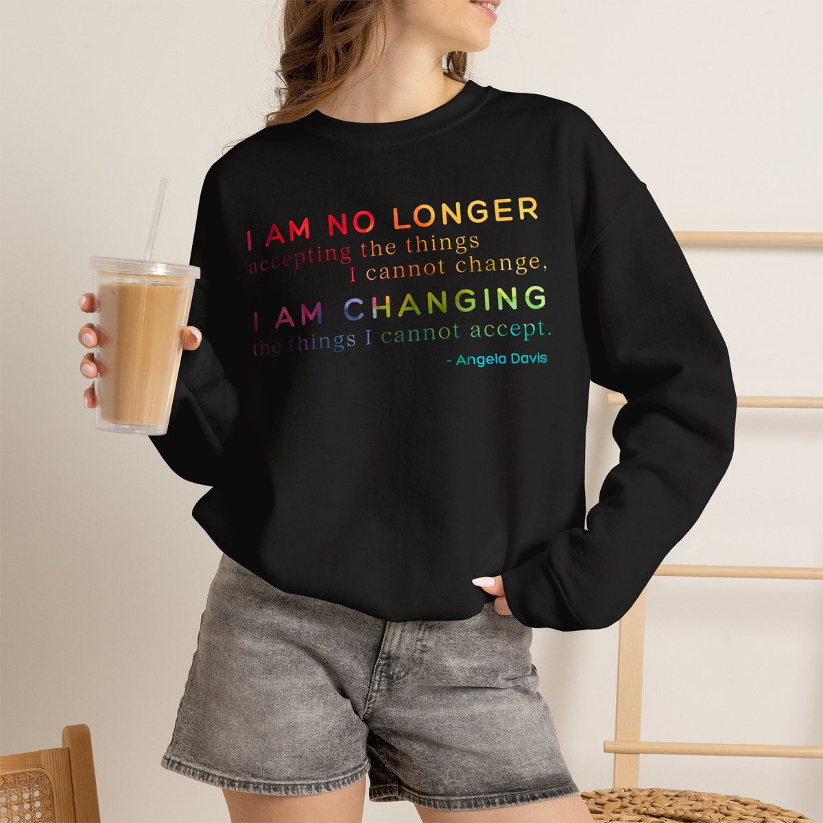 angela-davis-motivational-quote-crewneck-sweatshirt-i-am-no-longer-accepting-i-am-changing