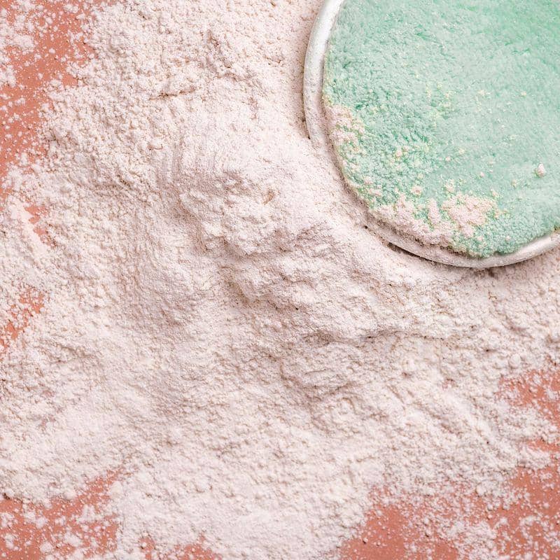 Clean Body Powder Indoor Texture Lifestyle