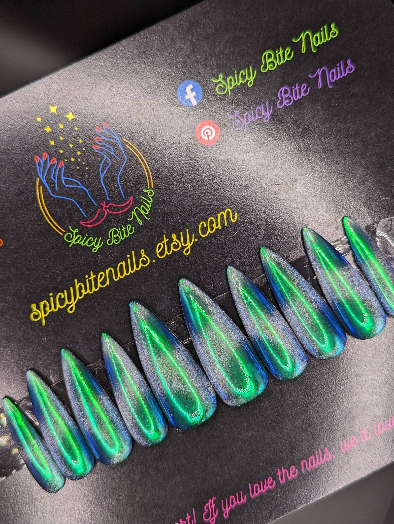Green Goblin - Blue-Green Chrome Holographic Cat-Eye Press-On Nail Extensions 10pcs