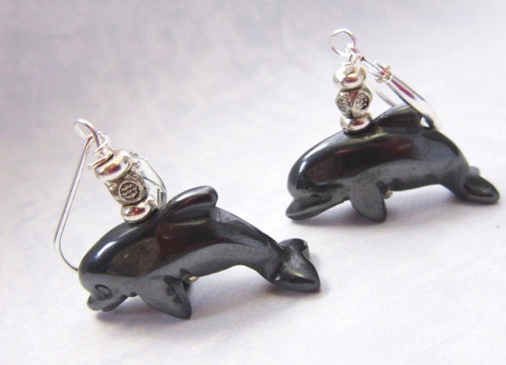 Dolphin Earrings Carved Black Hematite - Glossy cute dolphin-shaped earrings, perfect gift for dolphin lovers and animal trainers.