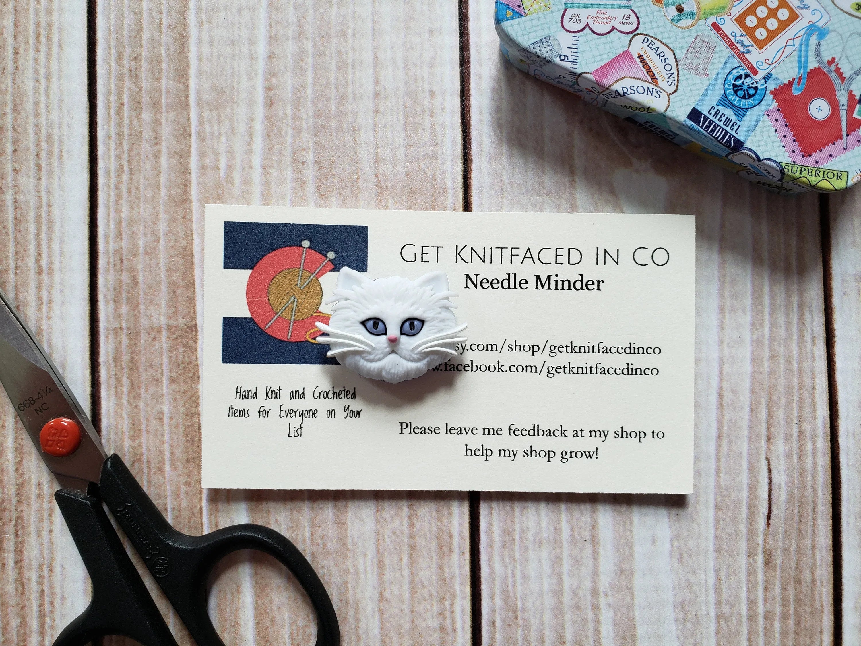 Cute Cat Needle Minder