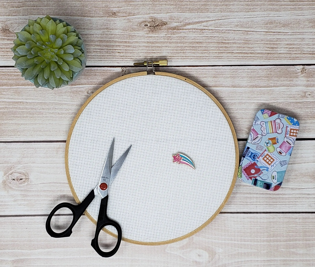 Shooting Star Needle Minder