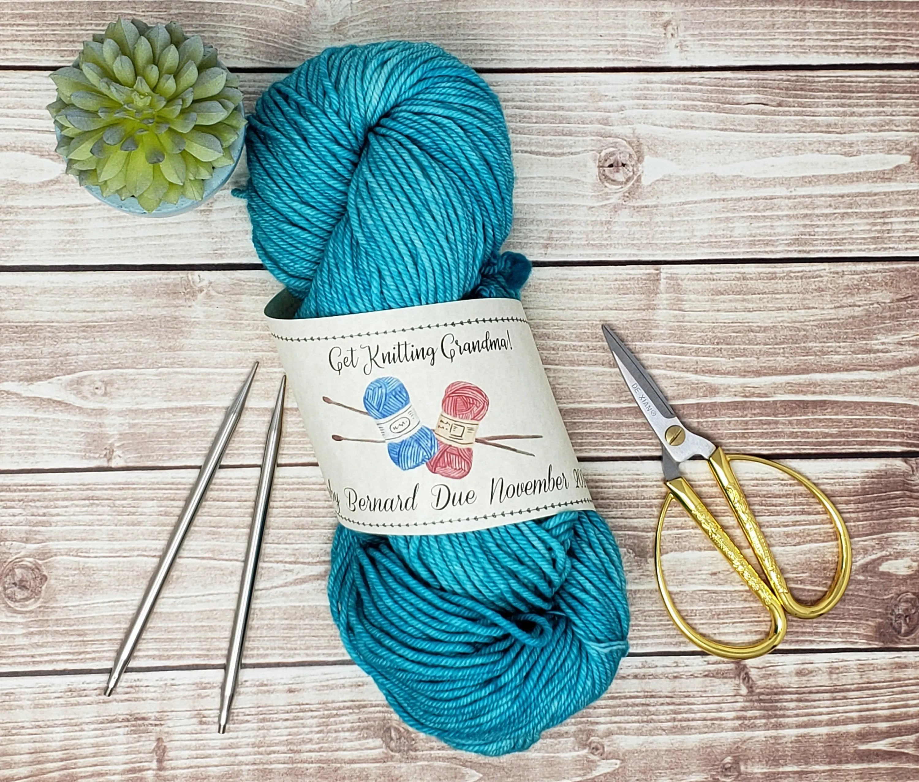 Get Knitting Grandma - PDF File Only - Custom Printable Pregnancy Announcement Label