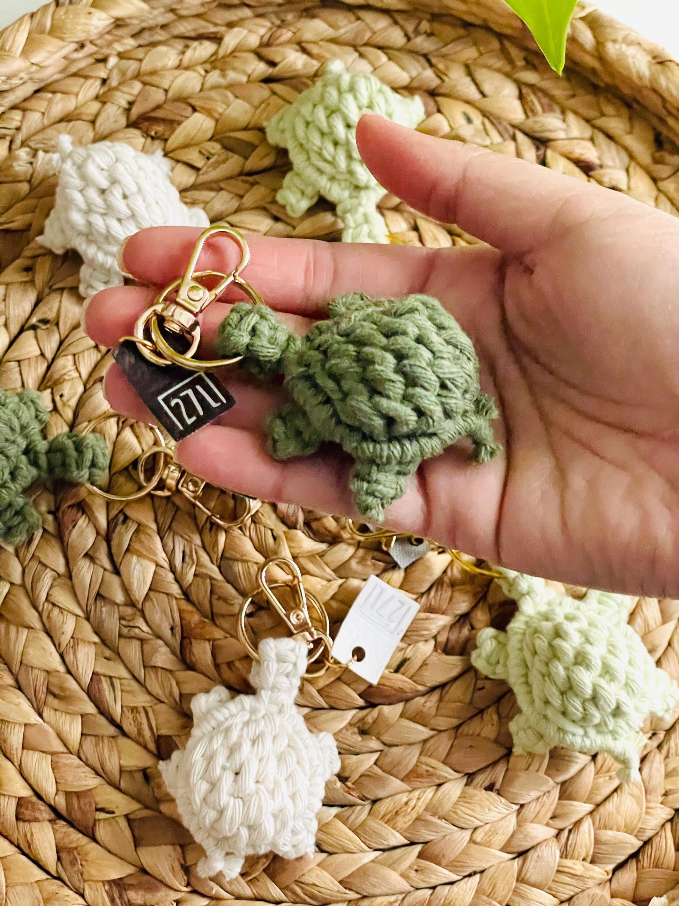 Macrame Turtle Keychain, Handmade Boho Decor, Gift, Party Favor, Housewarming Gift, Bridesmaid Gift, Teacher Gift, Bag Charm