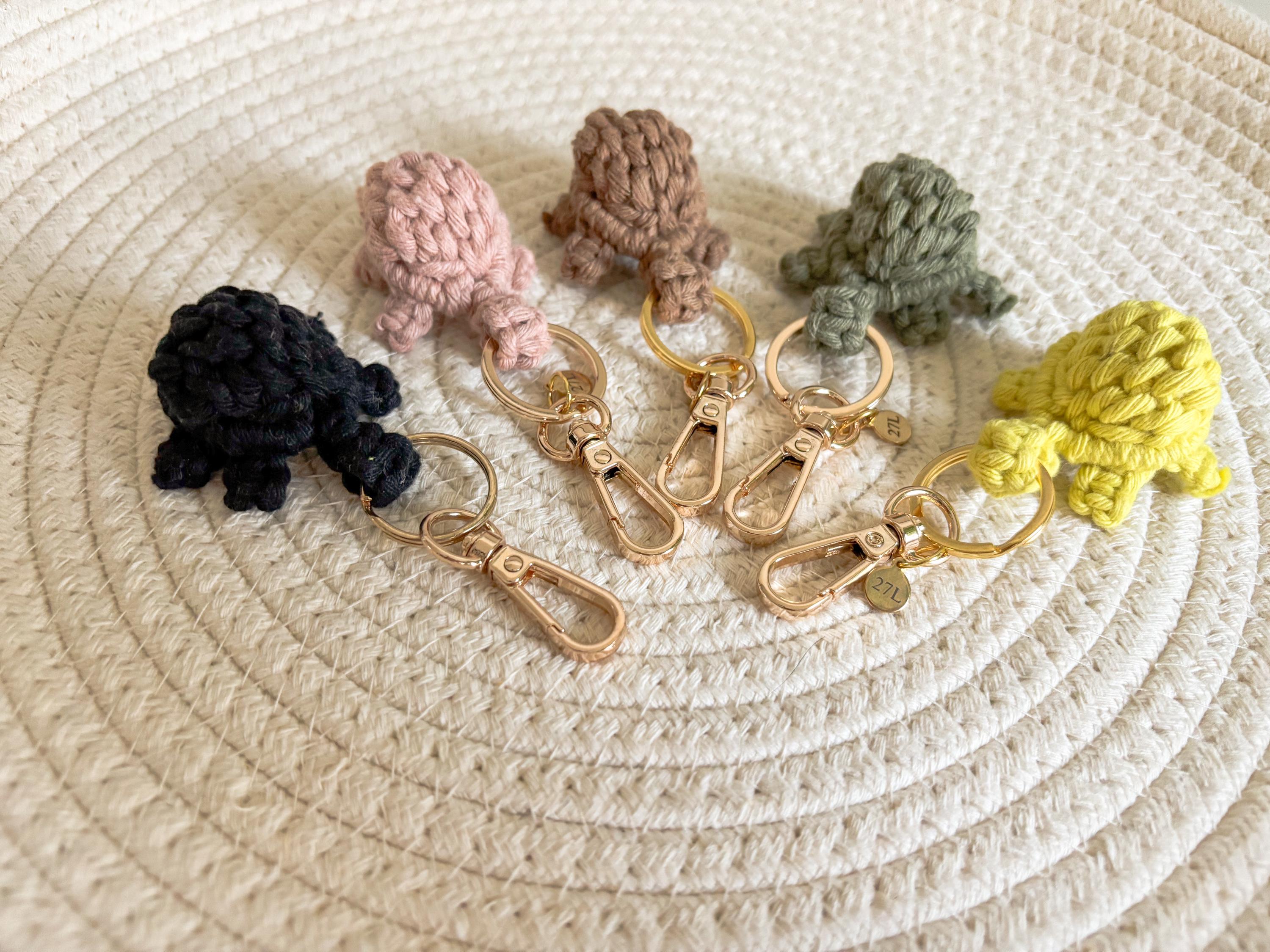 Macrame Turtle Keychain, Handmade Boho Decor, Gift, Party Favor, Housewarming Gift, Bridesmaid Gift, Teacher Gift, Bag Charm