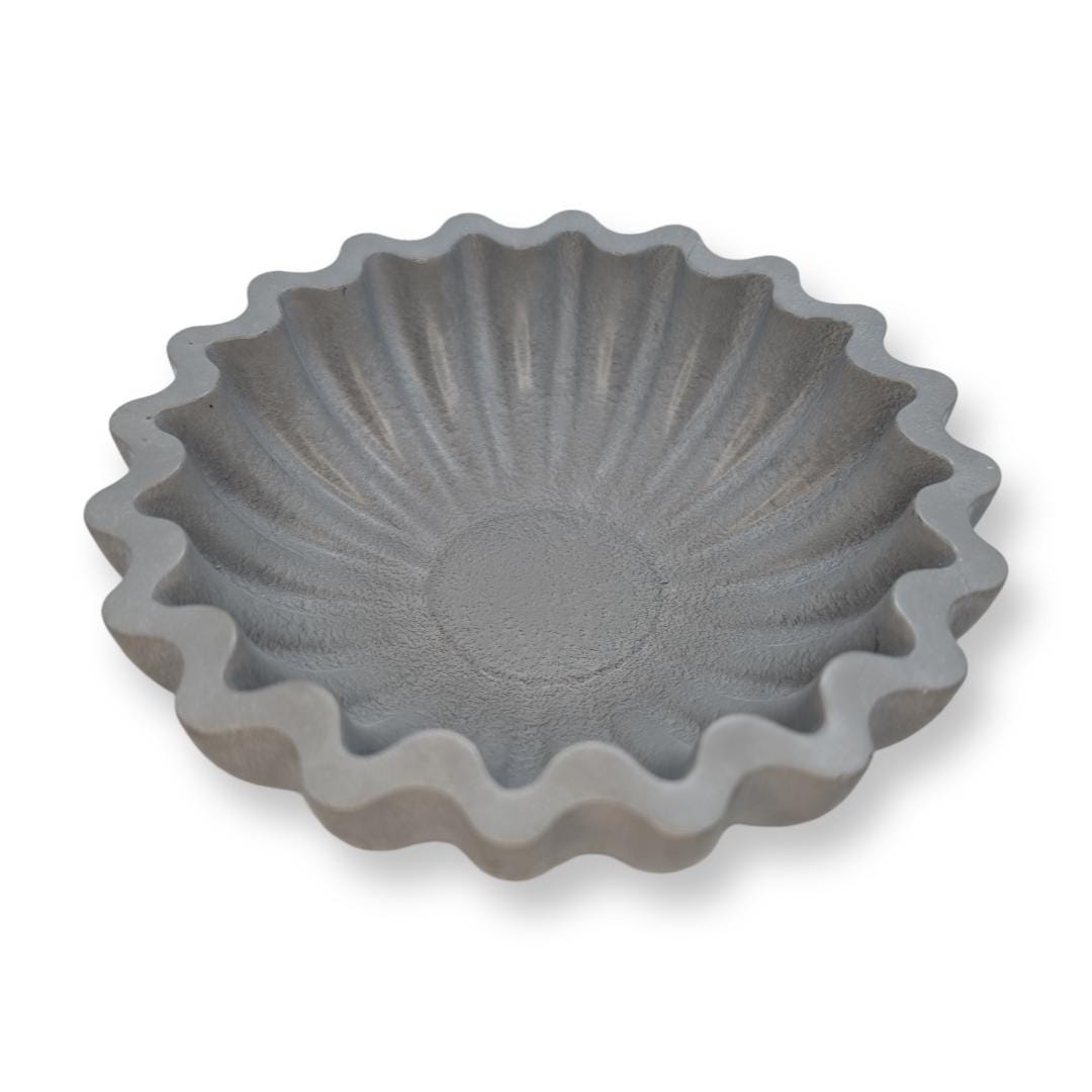 Concrete Ruffle Trinket Dish - Fluted Scalloped Jewelry Bowl - Ribbed Catchall Tray - Modern Minimalist Home Decor - Concrete Vessel