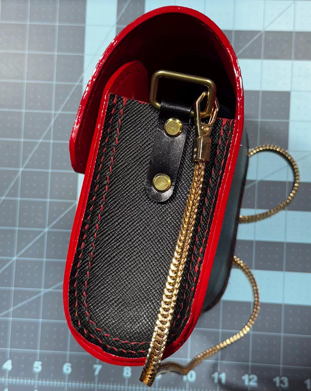 Designer Italian Black and Red Leather Purse with Gold Chain and Magnetic Closure