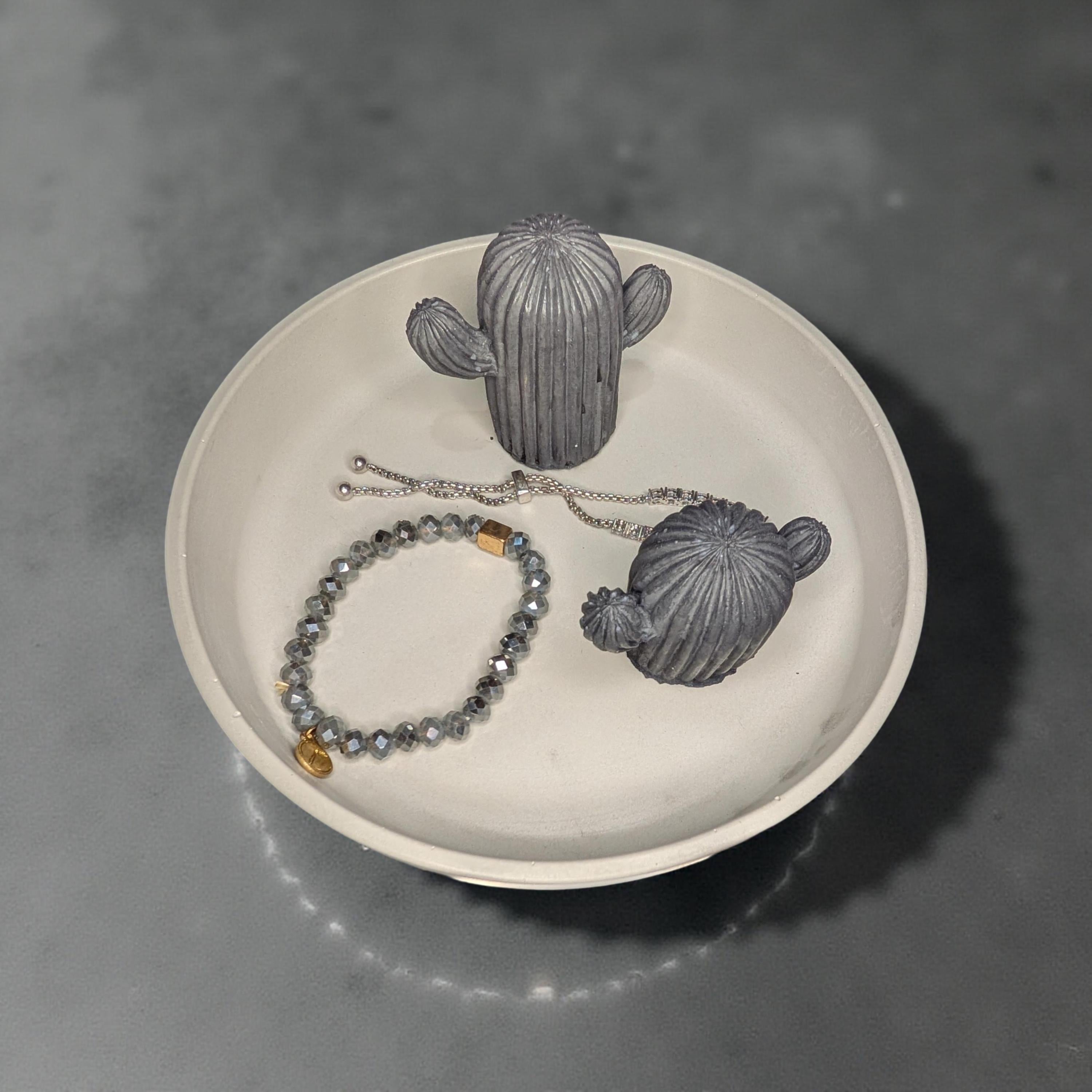 Concrete Cactus Ring Holder Dish – Handmade Jewelry Organizer Bowl | Gift for Her, Bridesmaid Gift, Minimalist Home Decor