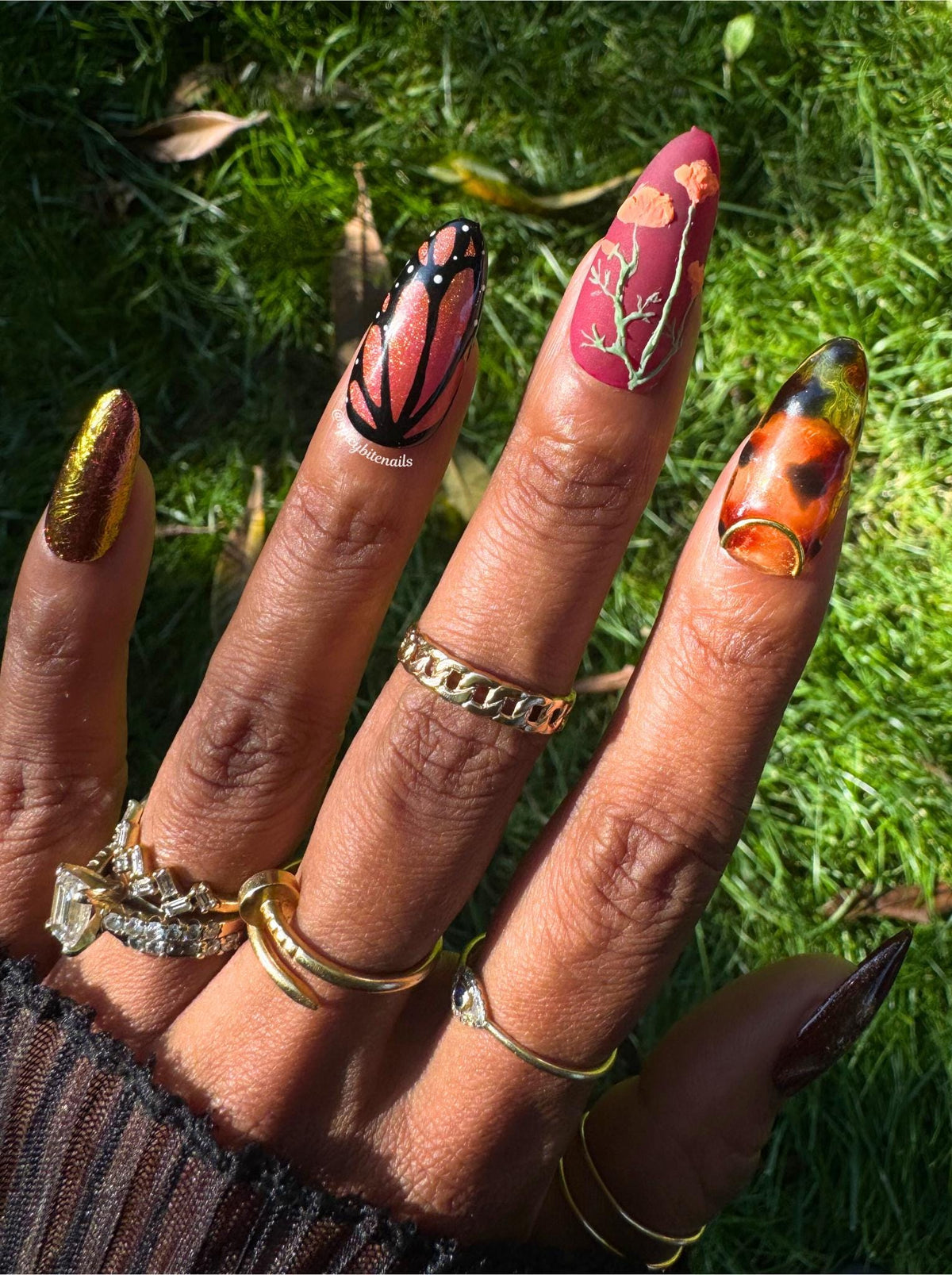 Emberwing - Red and Orange Butterfly Cat-Eye False Press-On Nail Extensions 10pcs