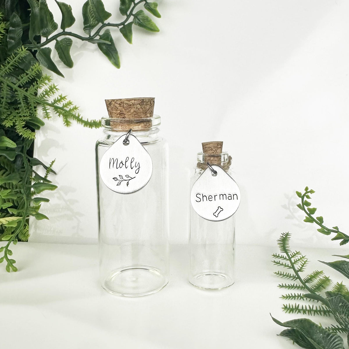 Custom Pet Fur Memorial Jar: Aluminum Charm, Glass Keepsake Bottle