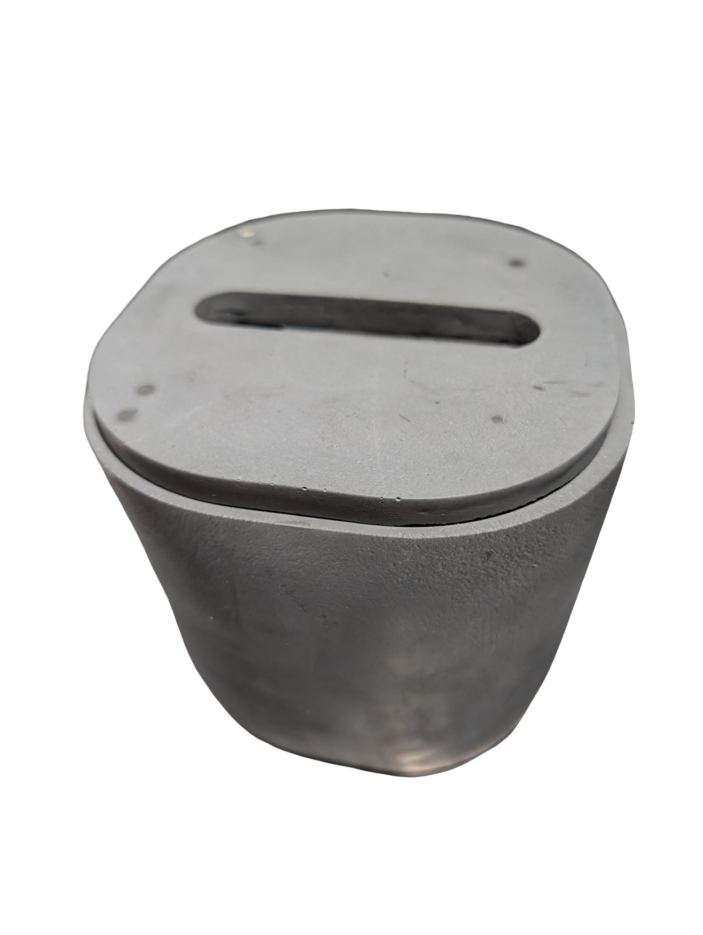 Gray Concrete Tissue Box- DEFECTIVE PIECES (As-Is) - Minimalist Bathroom Decor