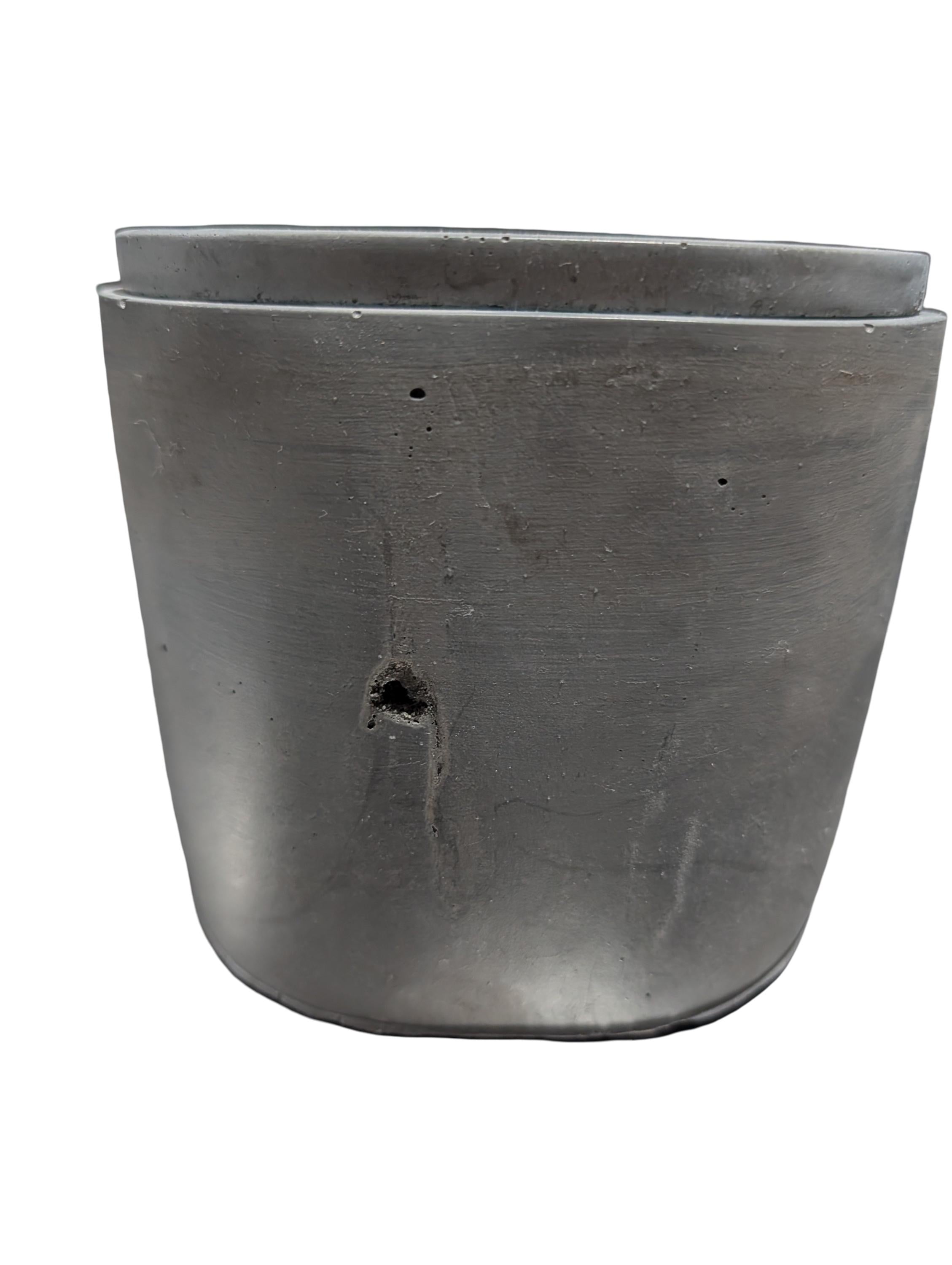 Gray Concrete Tissue Box- DEFECTIVE PIECES (As-Is) - Minimalist Bathroom Decor