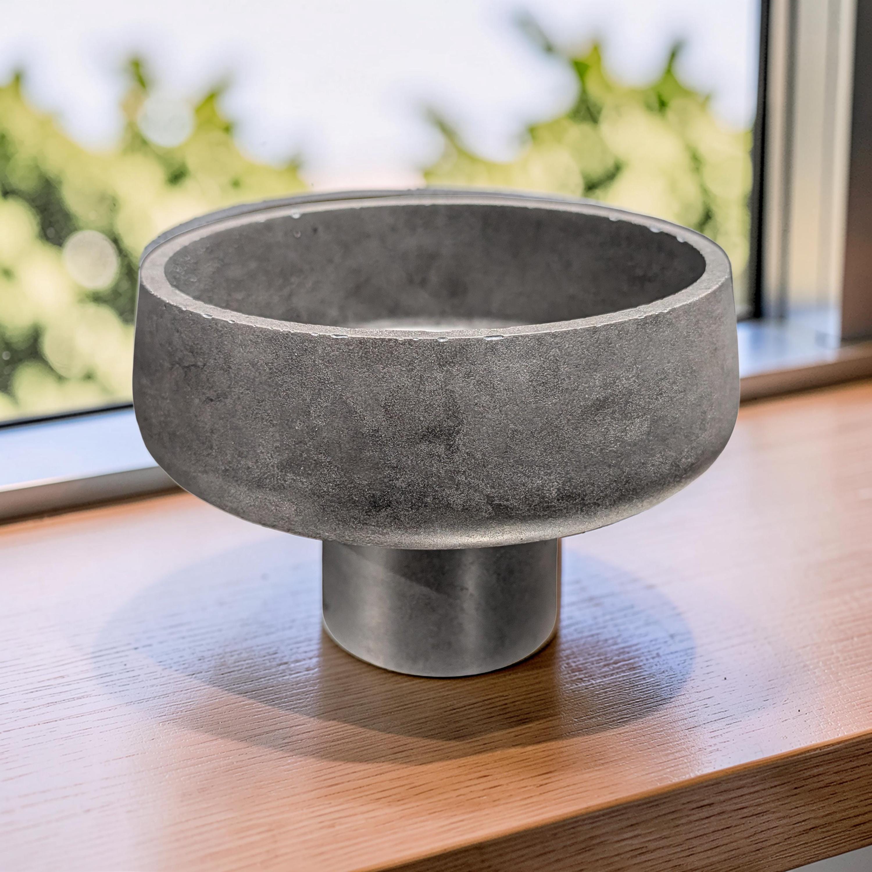 Modern Concrete Pedestal Bowl, Brutalist Centerpiece Bowl, Minimalist Footed Fruit Bowl, Decorative Catchall Dish, Stone Coffee Table Decor