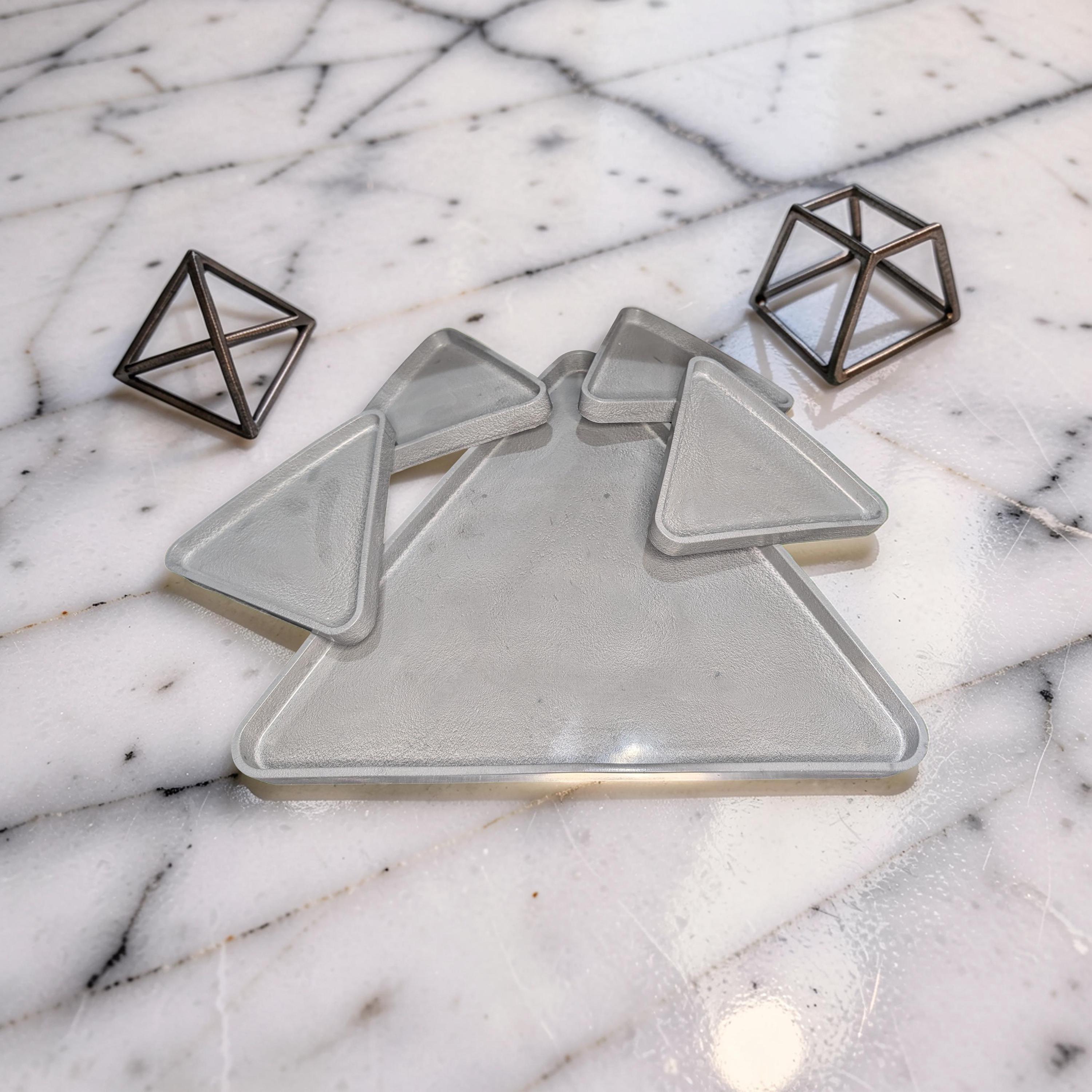 Modular Concrete Triangle Tray Set (5-Piece) - Geometric Trinket Dish & Large Decorative Centerpiece - Minimalist Desk Organizer