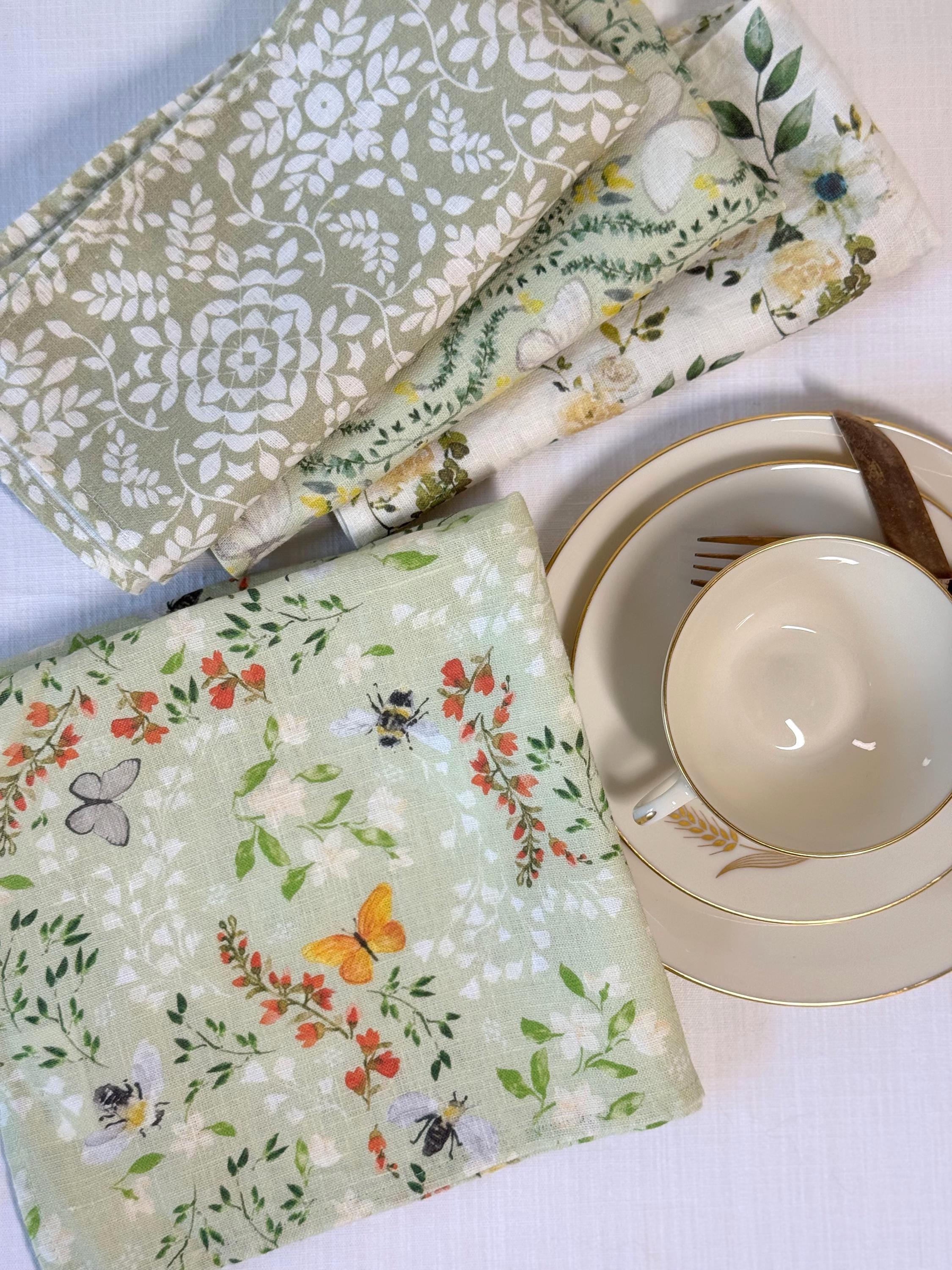 Bee Floral Moss Linen Napkins – Green Botanical Cloth Napkin – Garden Table Decor