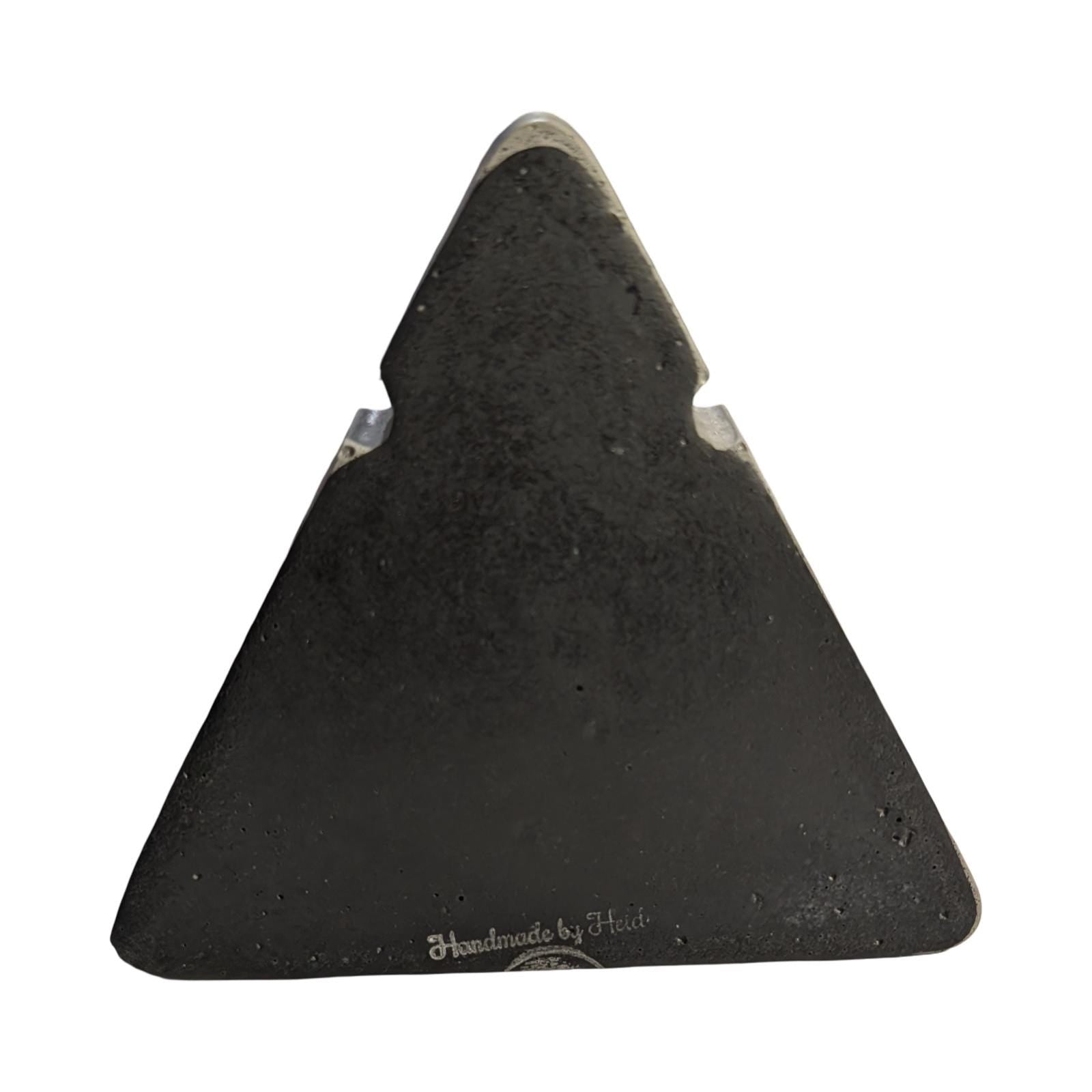 Concrete Necklace Display Stand - Minimalist Triangle Jewelry Holder, Geometric Pendant Display, Industrial Vanity Organizer