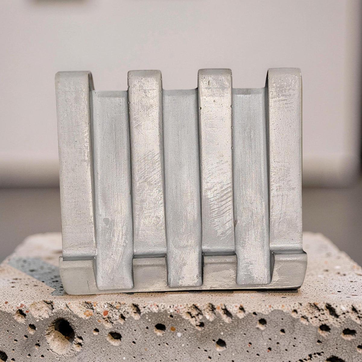 Concrete Waterfall Soap Dish | Self Draining Soap Holder for Bathroom and Kitchen Shower | Plain Concrete Modern Soap Saver Dish