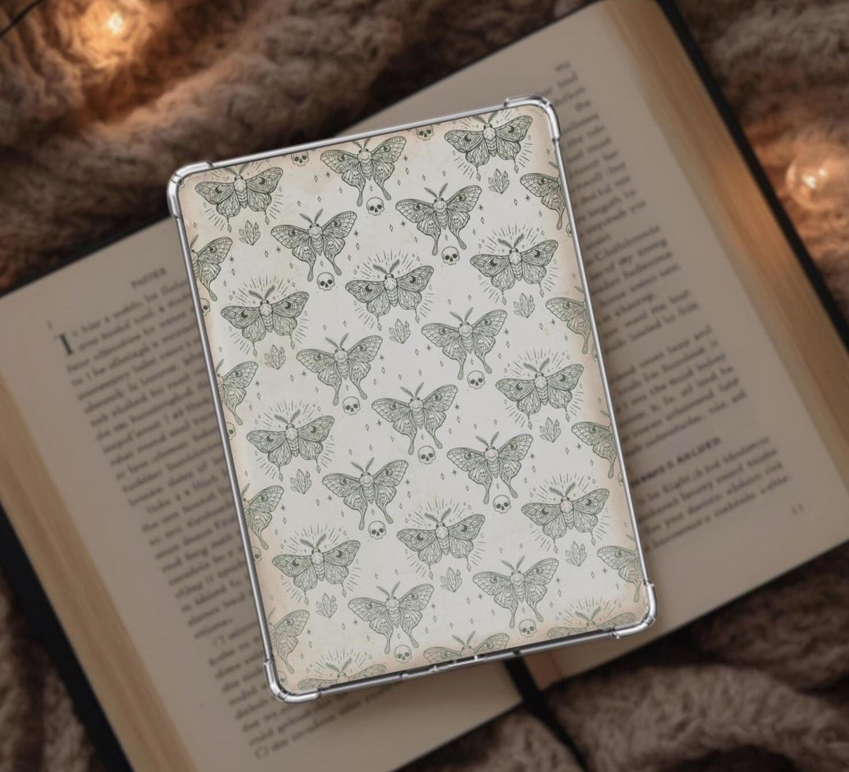 Dark Romance Halloween Inspired Kindle Insert | Occult Mystical Fall Kobo Insert | Meadowlark Nest | Fall Spooky Kobo Insert