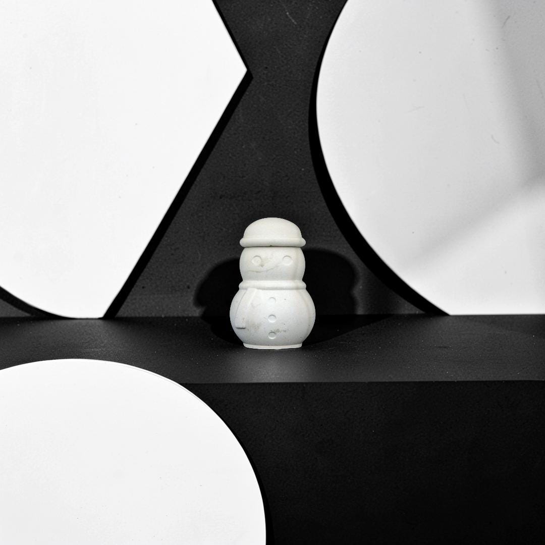 Concrete Snowman Jar with Lid, Christmas Storage Container, Winter Holiday Decor, Minimalist Trinket Box, Small Desk Organizer, Holiday Gift
