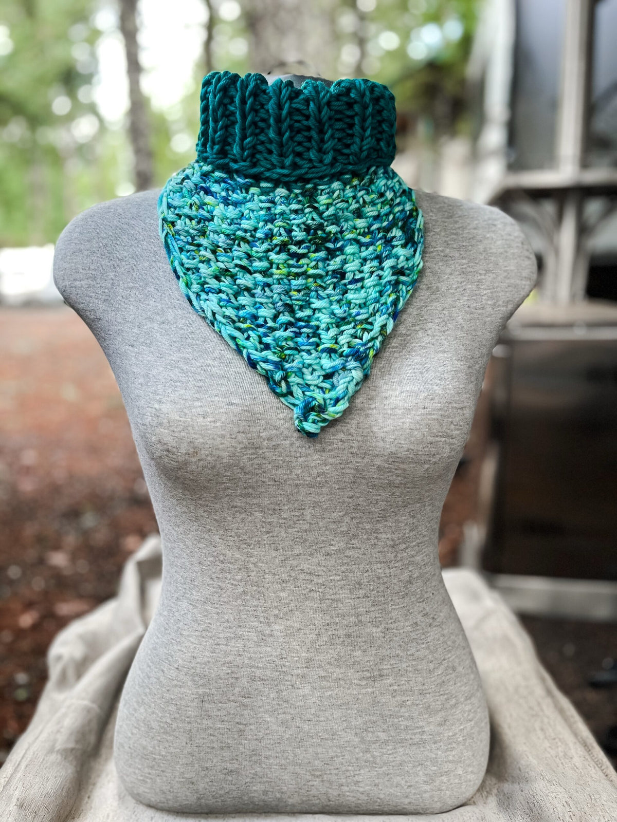 Chunky hand-dyed merino bandana cowl
