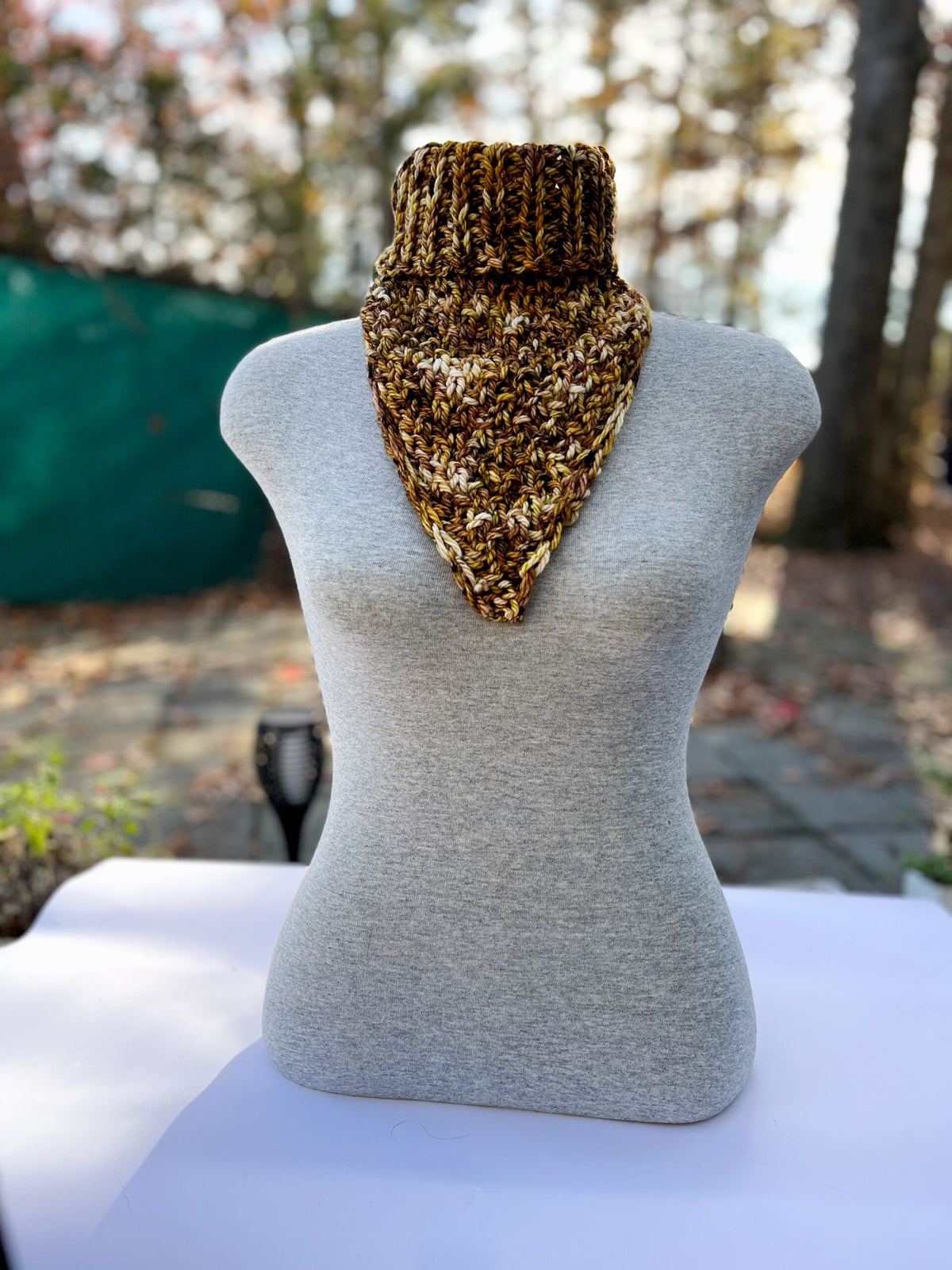 Chunky hand-dyed merino bandana cowl
