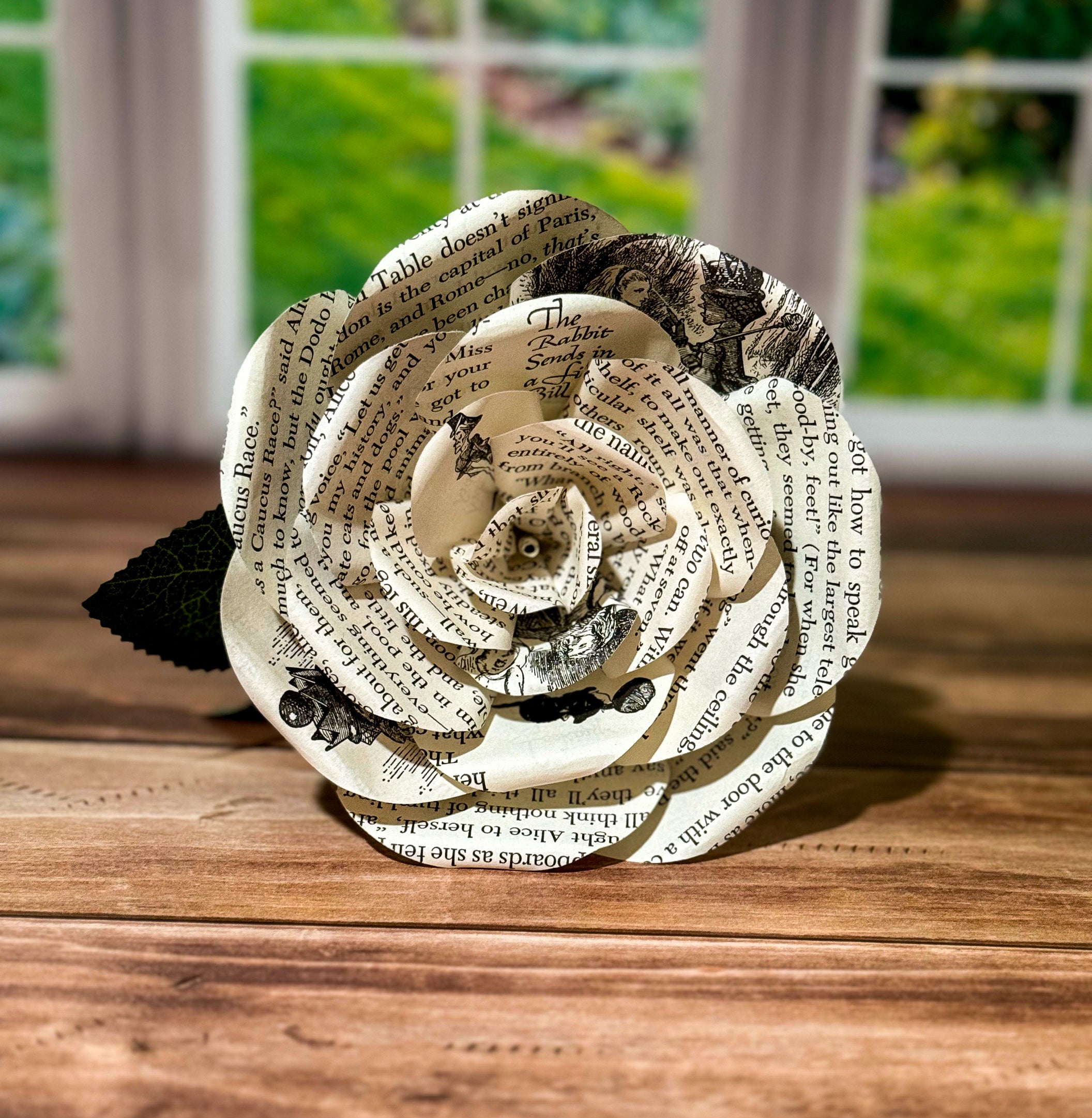 Alice in Wonderland Single Rose — Medium