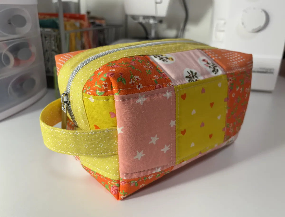 Large Boxy Zipper Bag for Travel