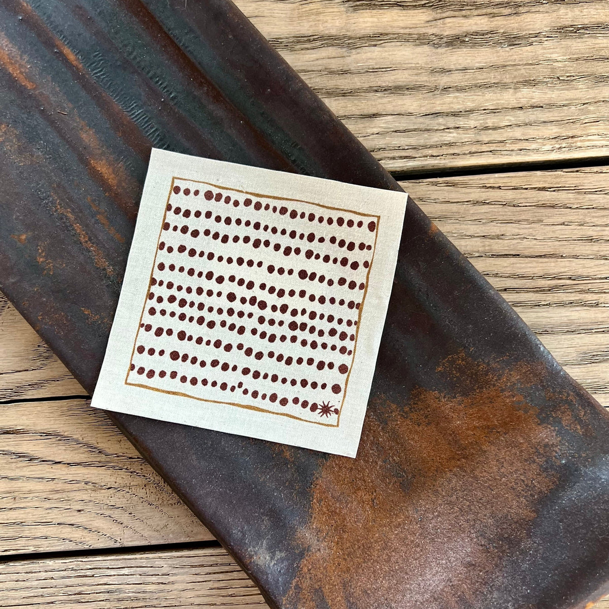 maaterra compostable cotton cocktail napkin with Speckles design