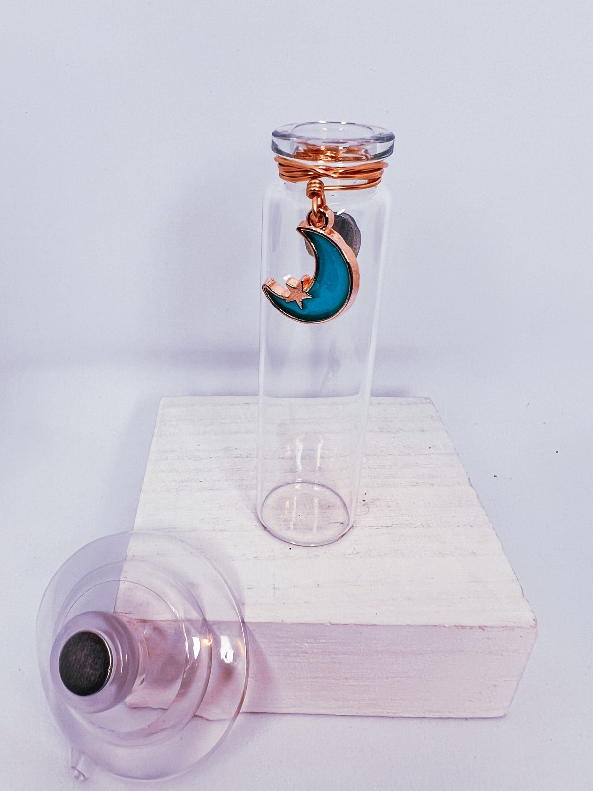Magnetic Prop Station - Glittery Moons