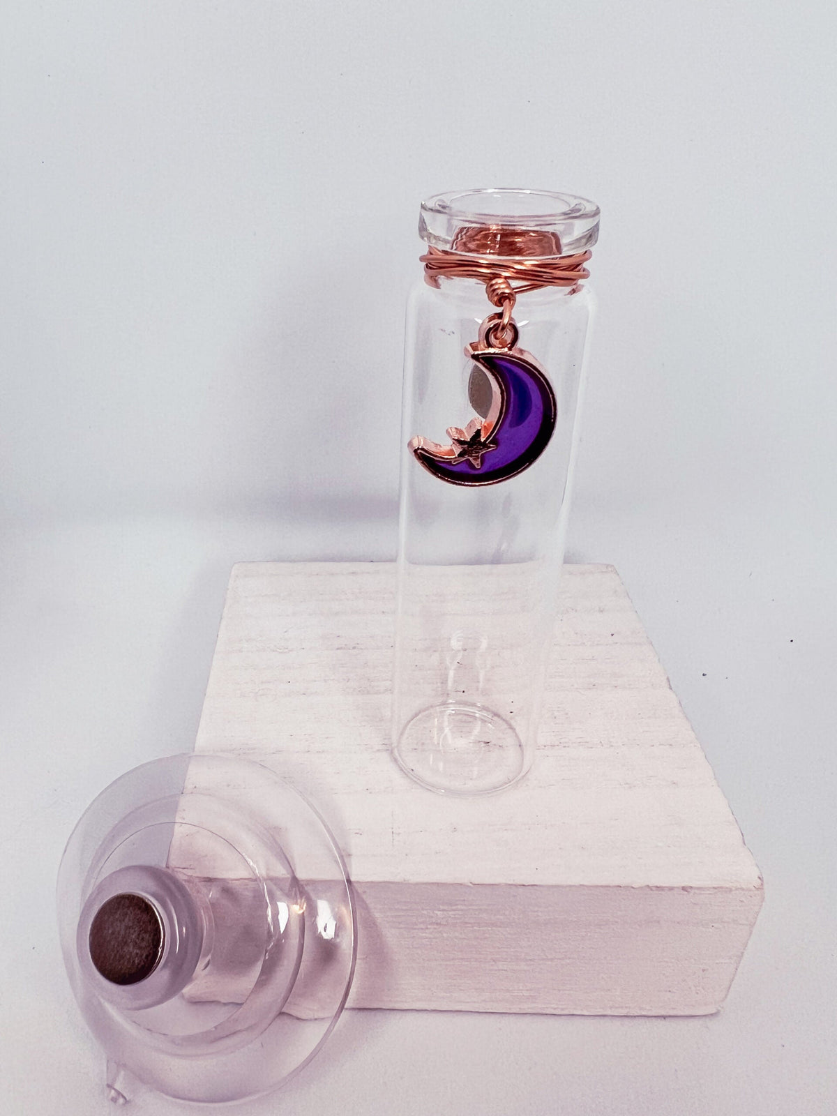 Magnetic Prop Station - Glittery Moons