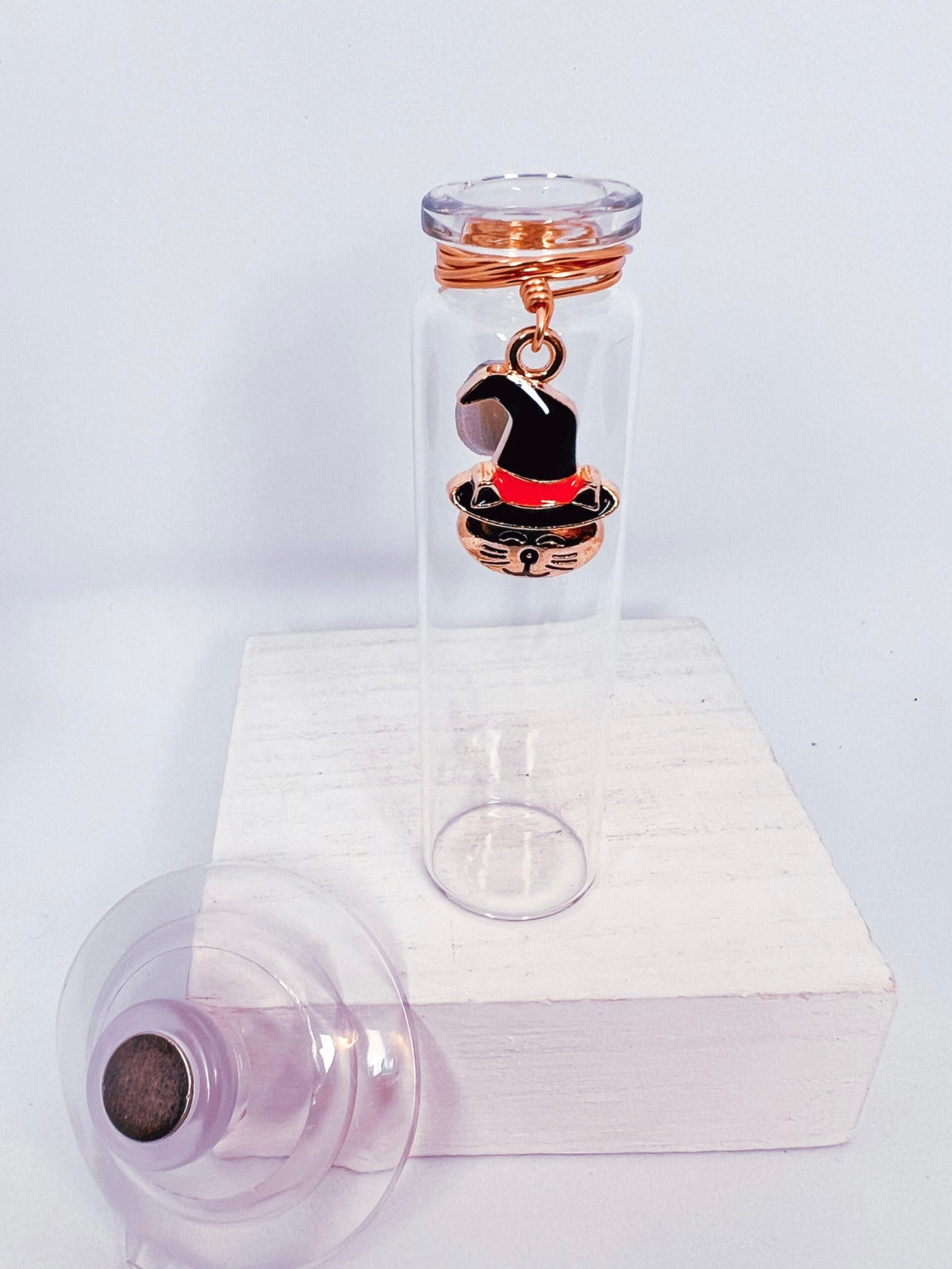 Magnetic Prop Station - Witchy Cat