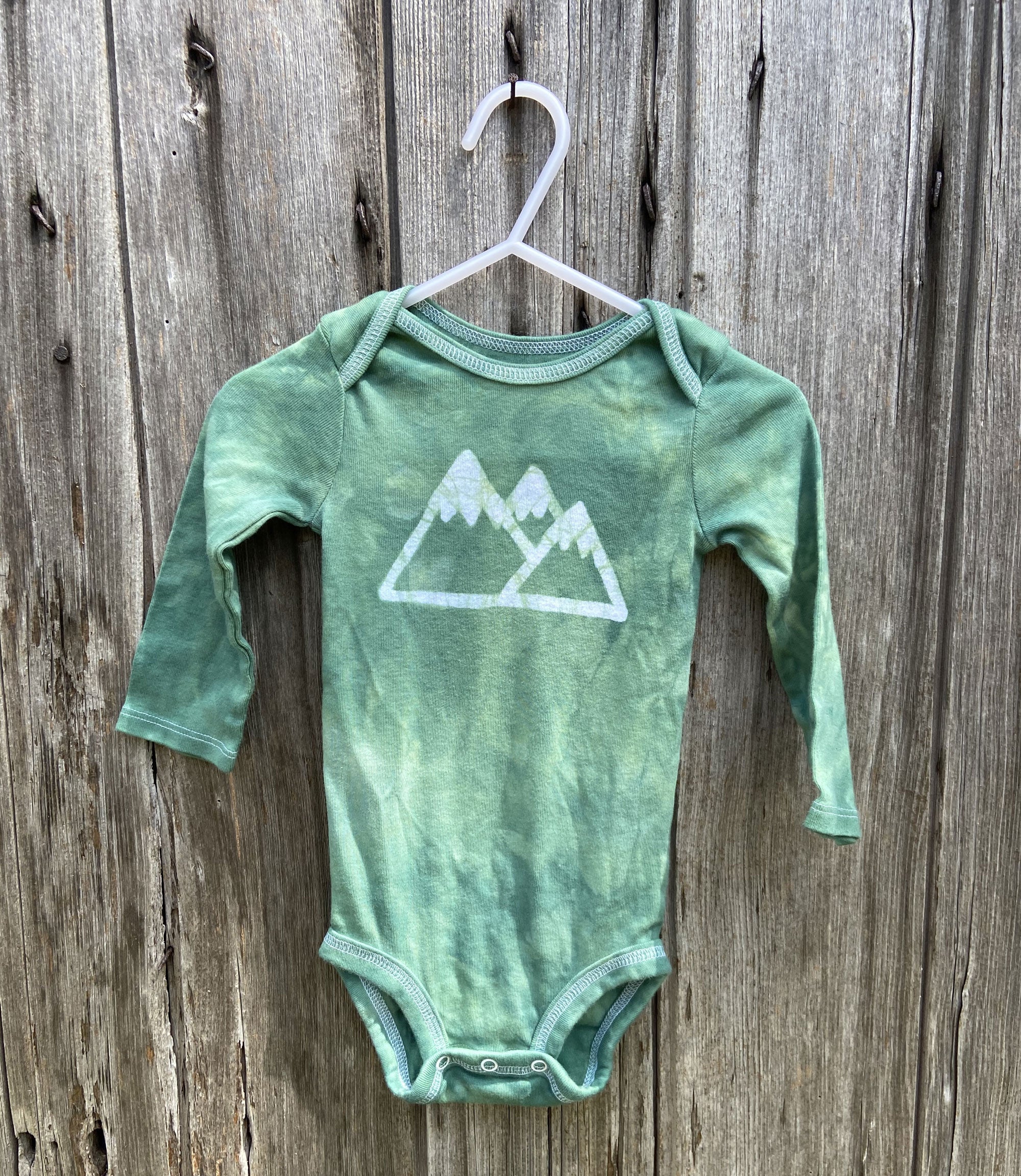 Green Mountain Baby Bodysuit, Long Sleeves